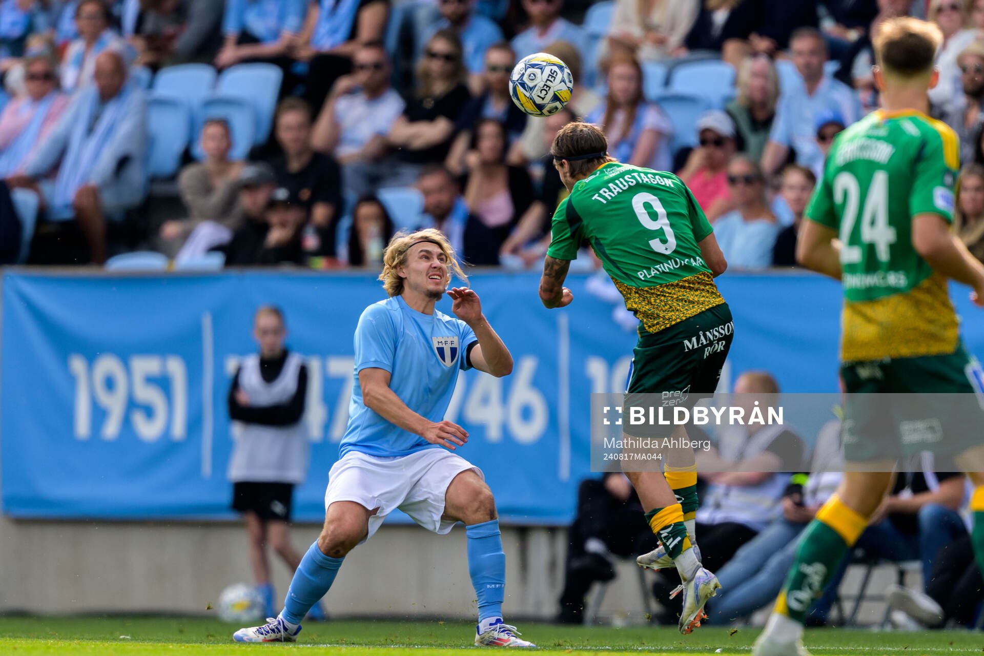 Malmö FFs Sebastian Nanasi och IFK Norrköpings Arnor
