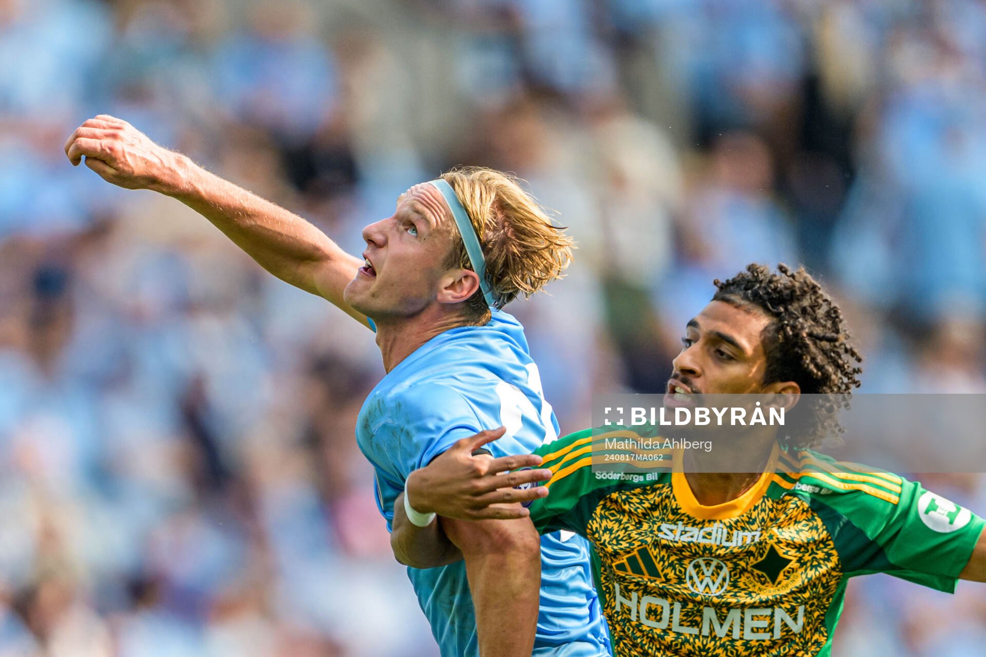 Malmö FFs Erik Botheim och IFK Norrköpings Jesper Ceesay