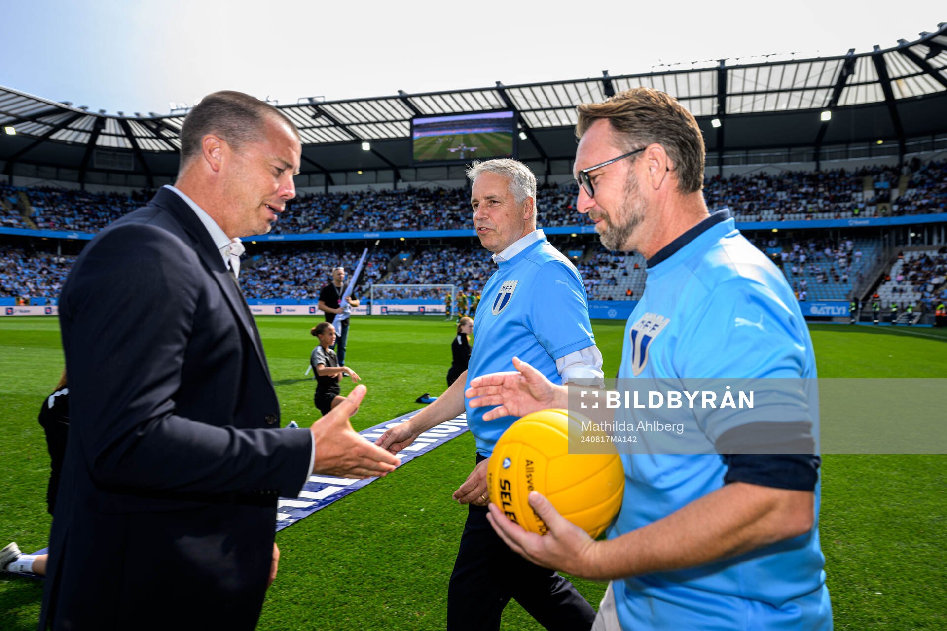 Malmö FFs sportchef Daniel Andersson,  Niklas Skoog och