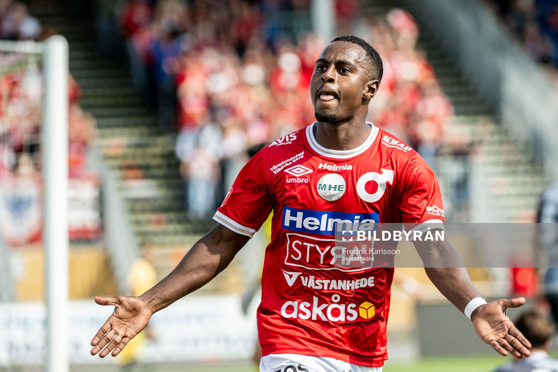 Degerfors Nahom Girmai Netabay jublar efter 1-0 under fotbollsmatchen i Superettan mellan Degerfors och Brage den 18 augusti 2024 i Degerfors.