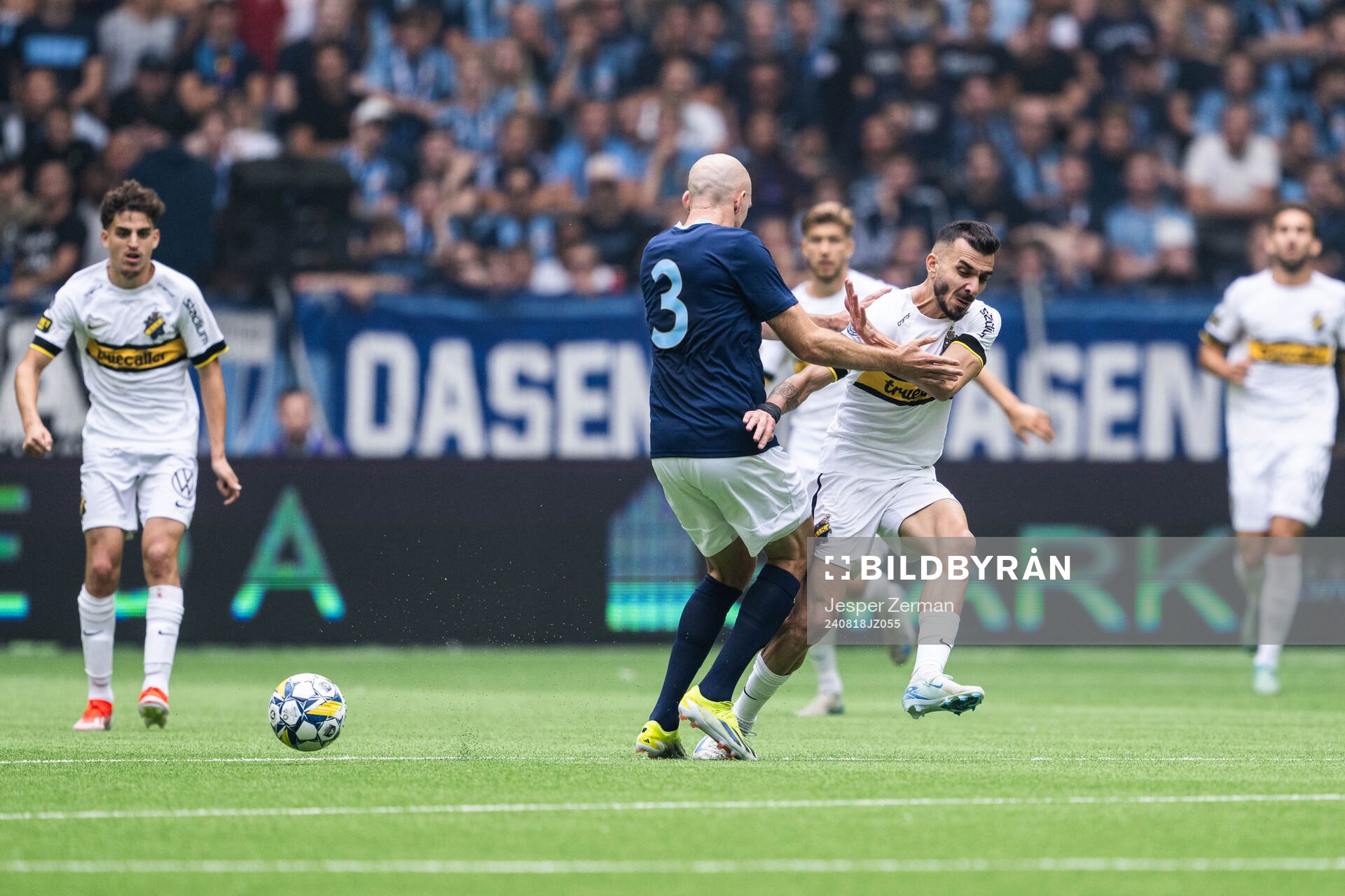 Djurgårdens Marcus Danielson och AIKs Ioannis Pittas