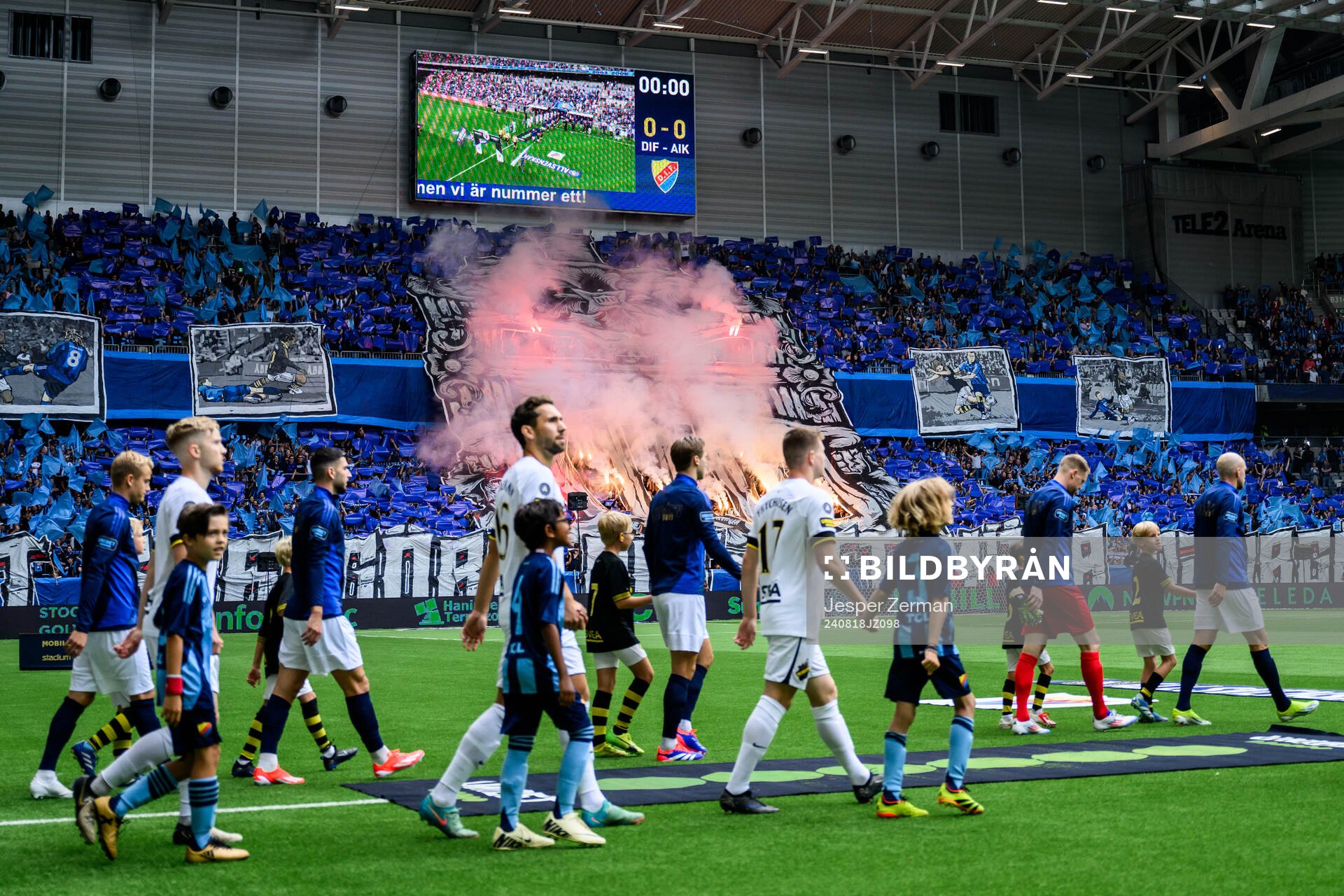 Djurgårdens och AIKs spelare gör entré