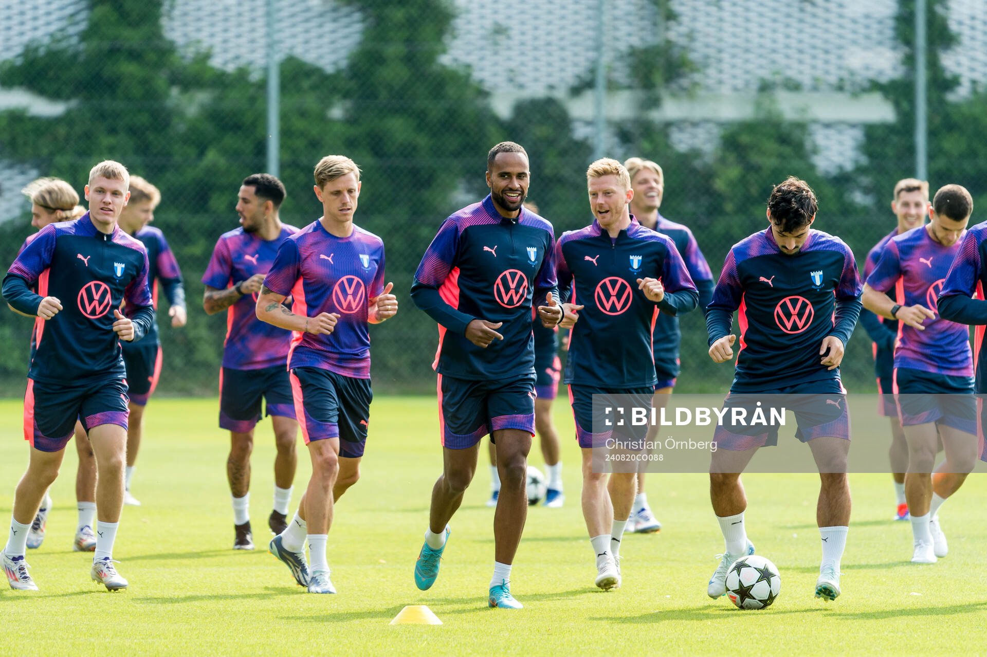 Isaac Kiese Thelin and Anders Christiansen of Malmö FF