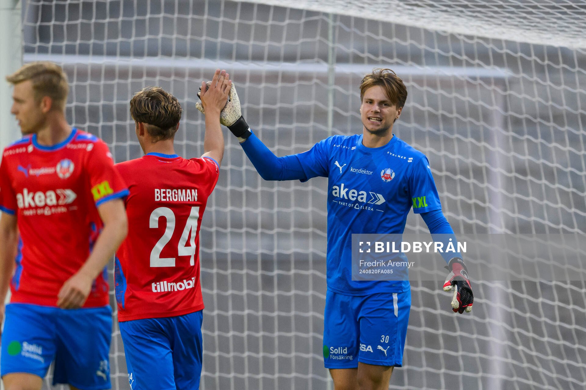 Helsingborgs Daniel Bergman och målvakt Nils Arvidsson