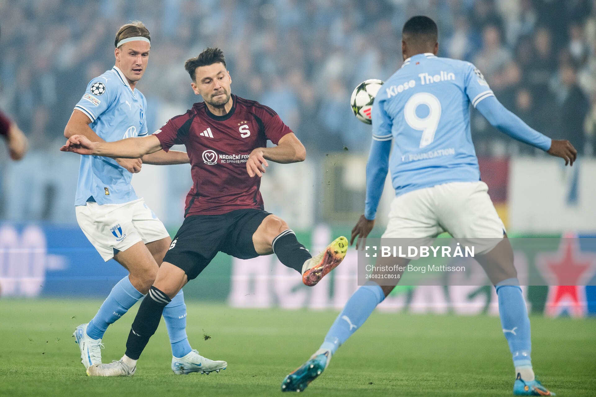 Erik Botheim of Malmö FF and Kaan Kairinen of Sparta Prag during the UEFA Champions League football match between Malmö FF and Sparta Prag on August 21, 2024 in Malmö.