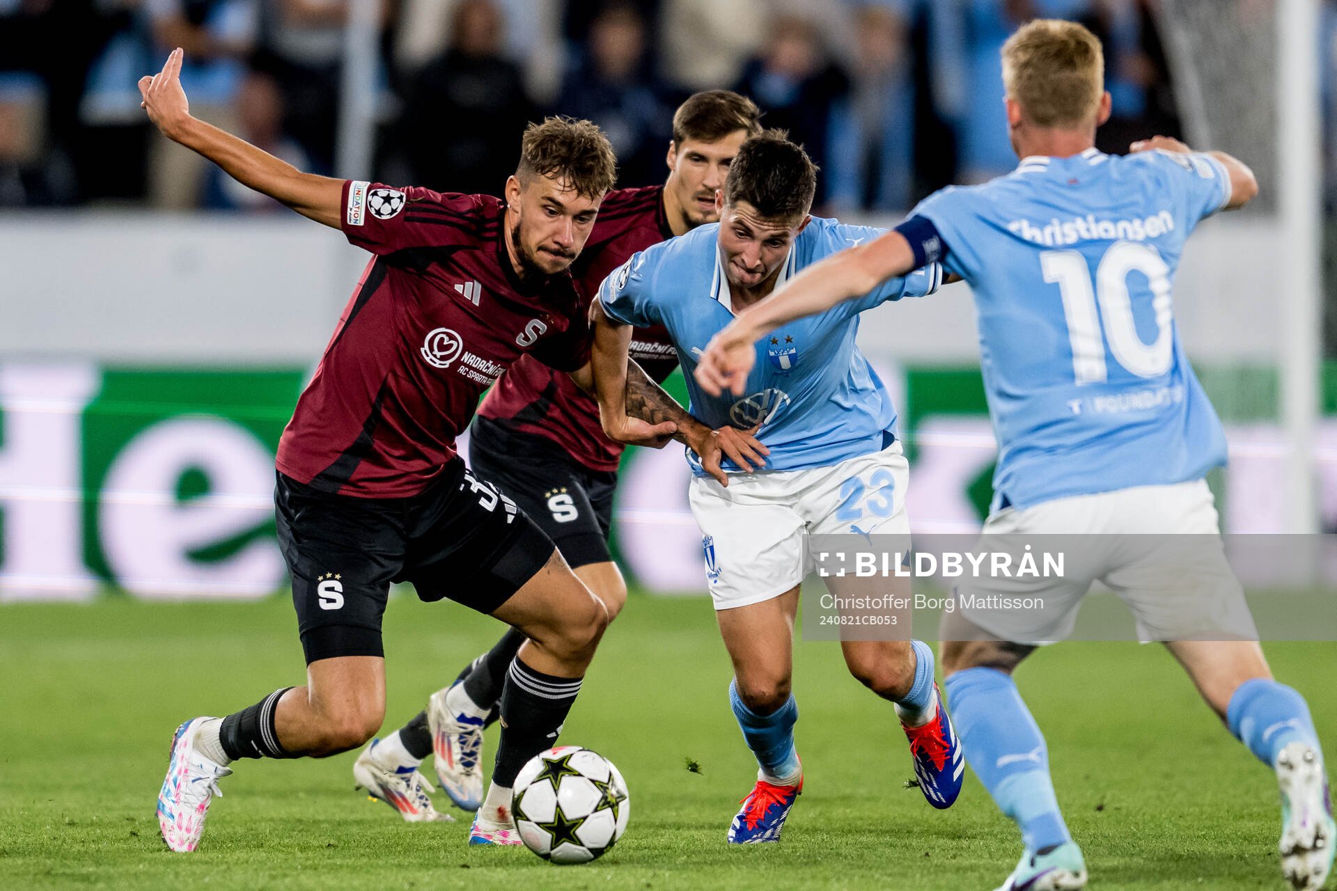 Matej Rynes of Sparta Prag and Lasse Berg Johnsen of Malmö
