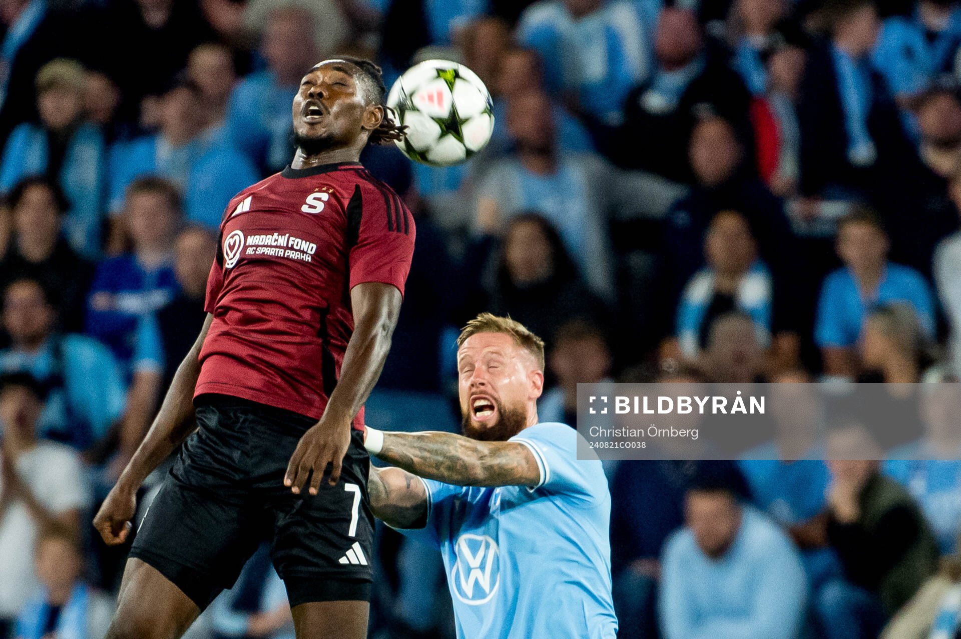 Victor Olatunji of Sparta Prag and Pontus Jansson of Malmö FF during the UEFA Champions League football match between Malmö FF and Sparta Prag on August 21, 2024 in Malmö.