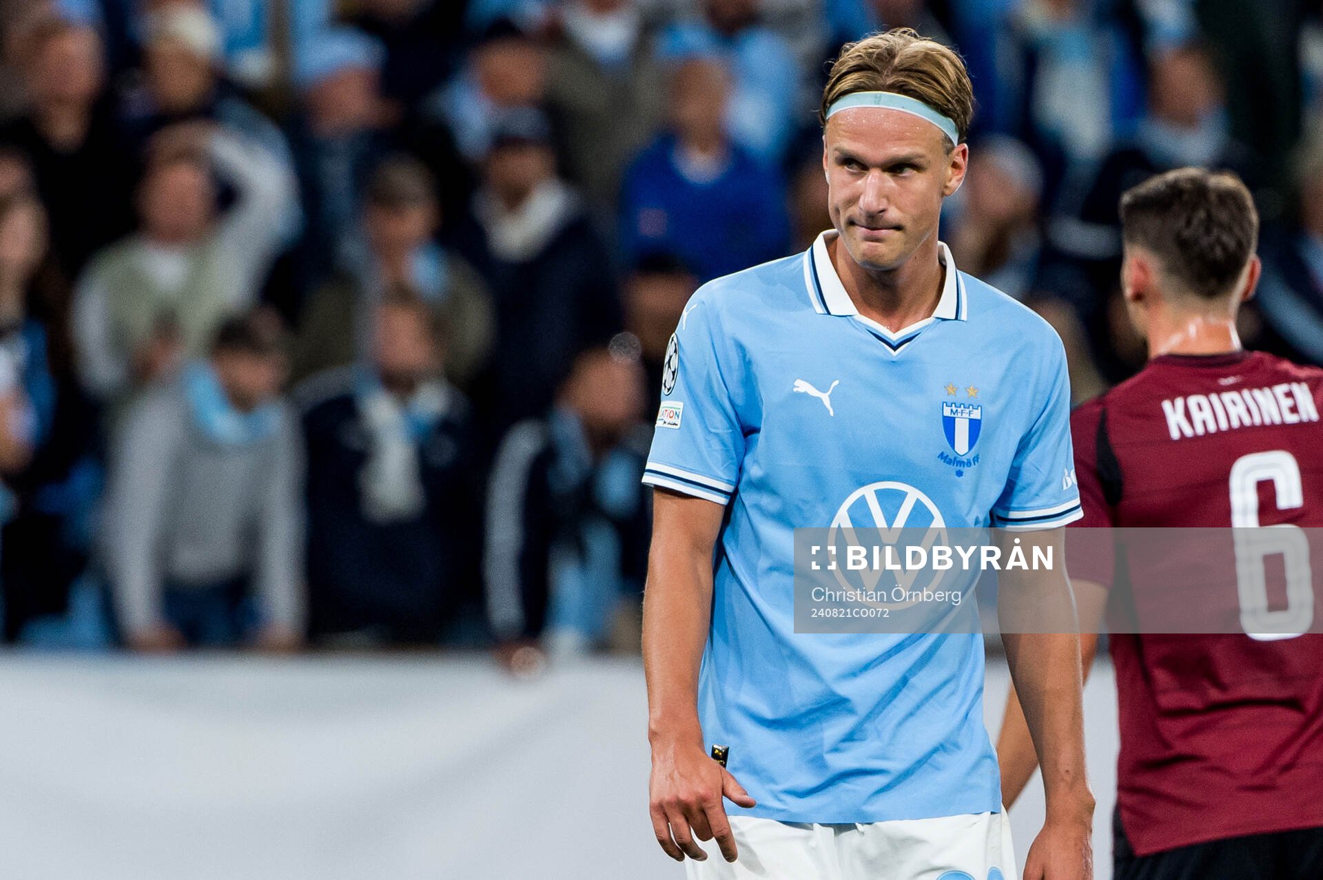 Erik Botheim of Malmö FF looks dejected