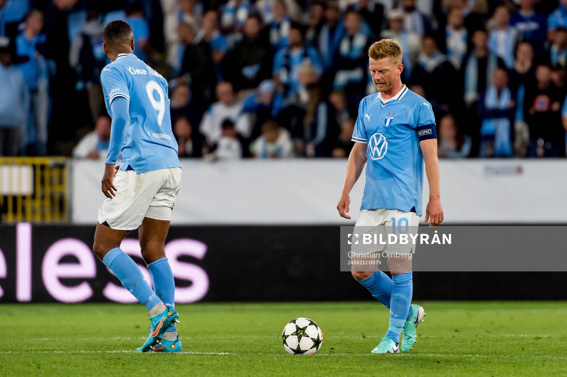 Isaac Kiese Thelin and Anders Christiansen of Malmö FF