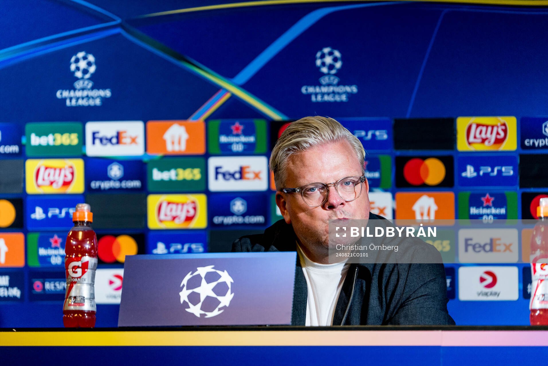 Head coach Lars Friis of Sparta Prag looks dejected