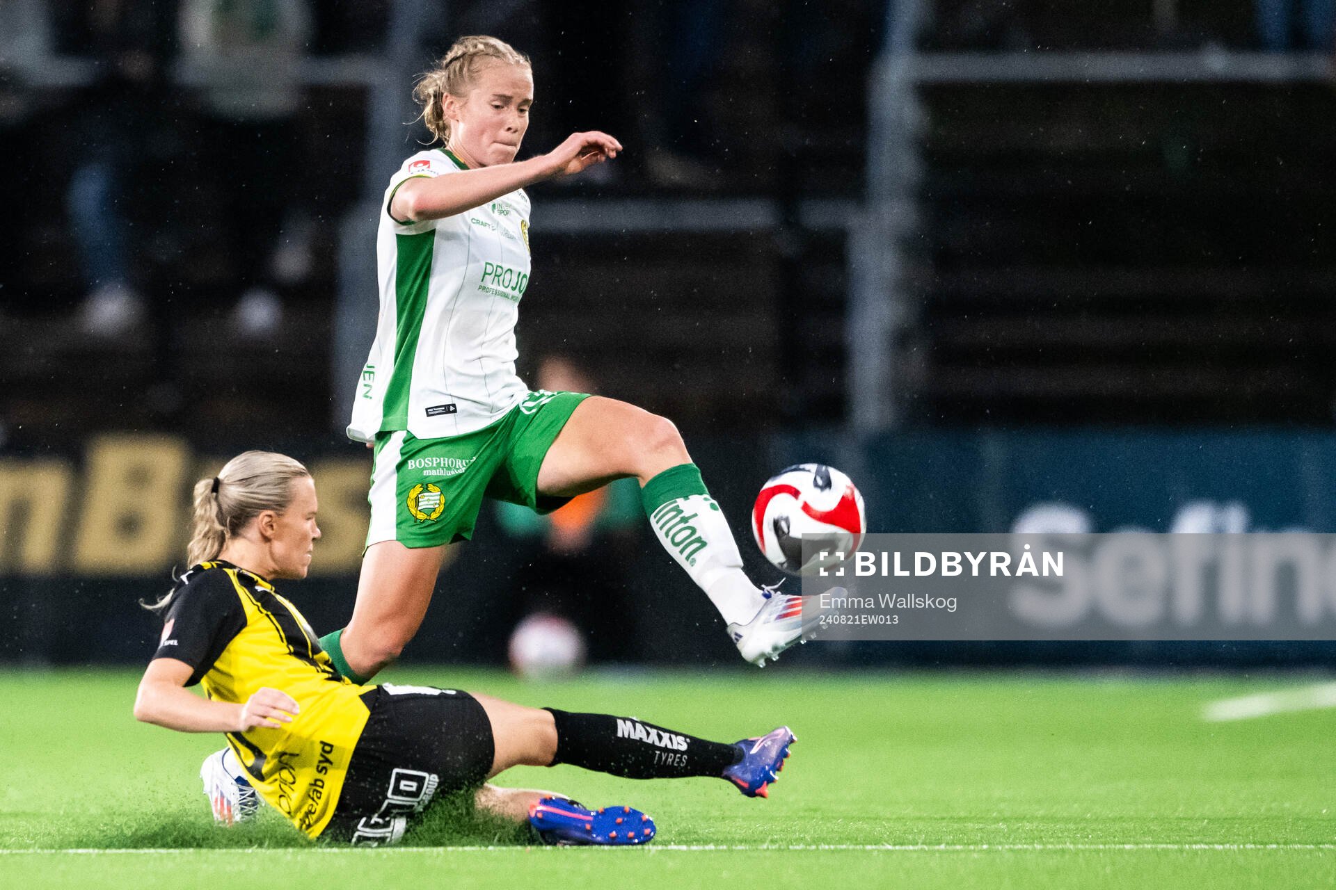 Häckens Josefine Rybrink och Hammarbys Julie Blakstad