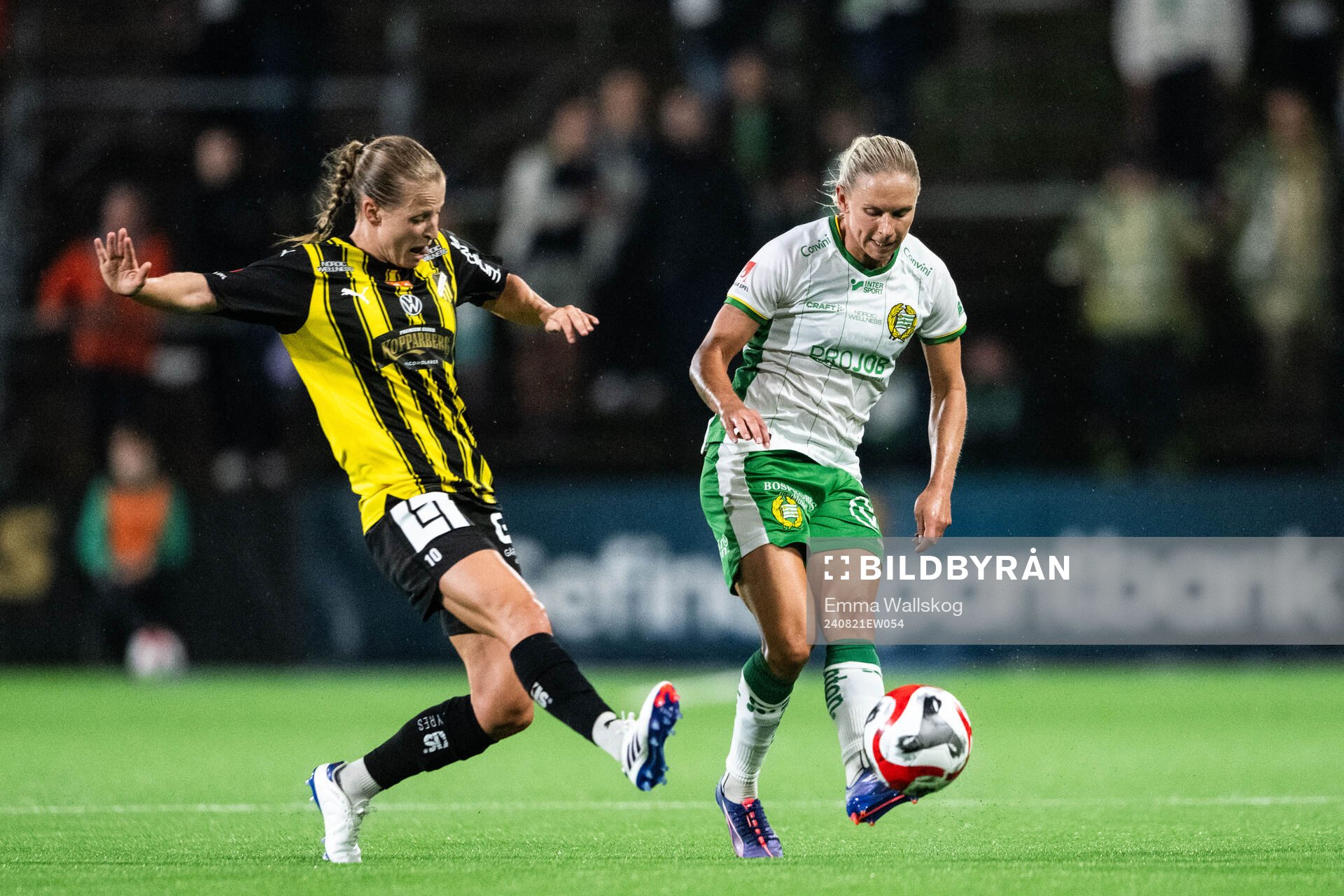 Häckens Anna Anvegård och Hammarbys Jonna Andersson