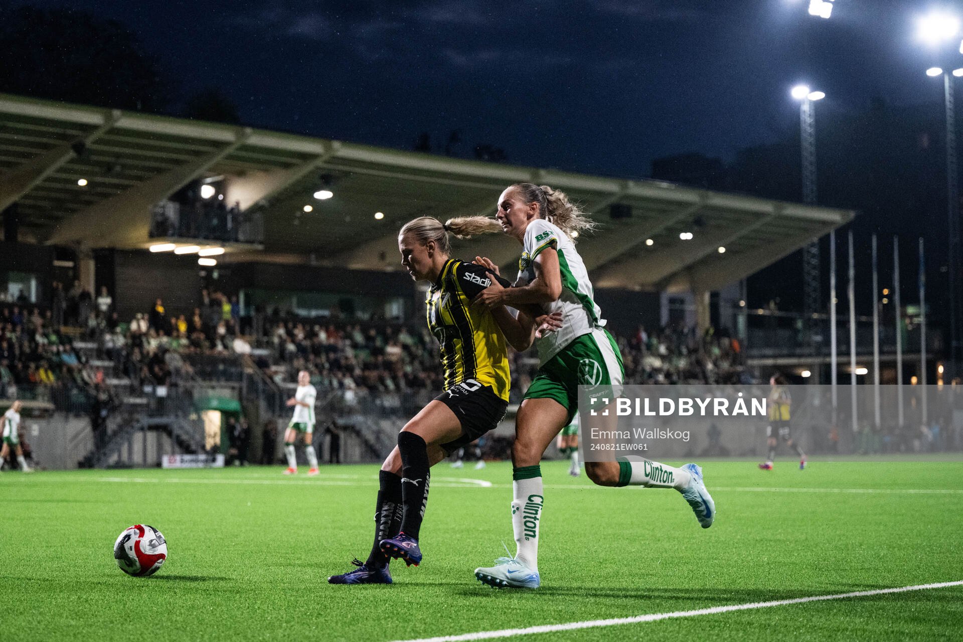 Häckens Josefine Rybrink och Hammarbys Ellen Wangerheim