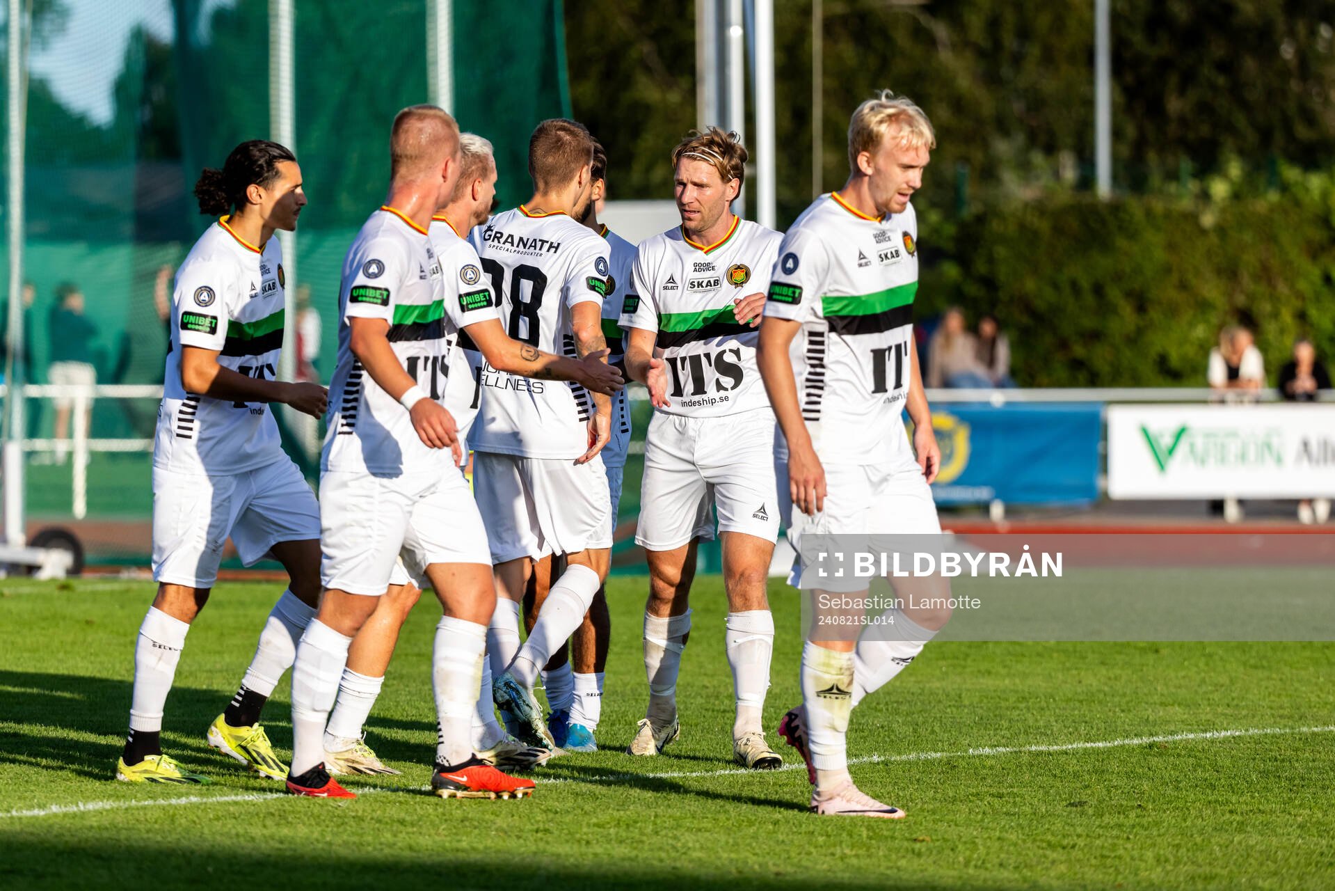 GAIS Lucas Hedlund har gjort 2-3 och jublar