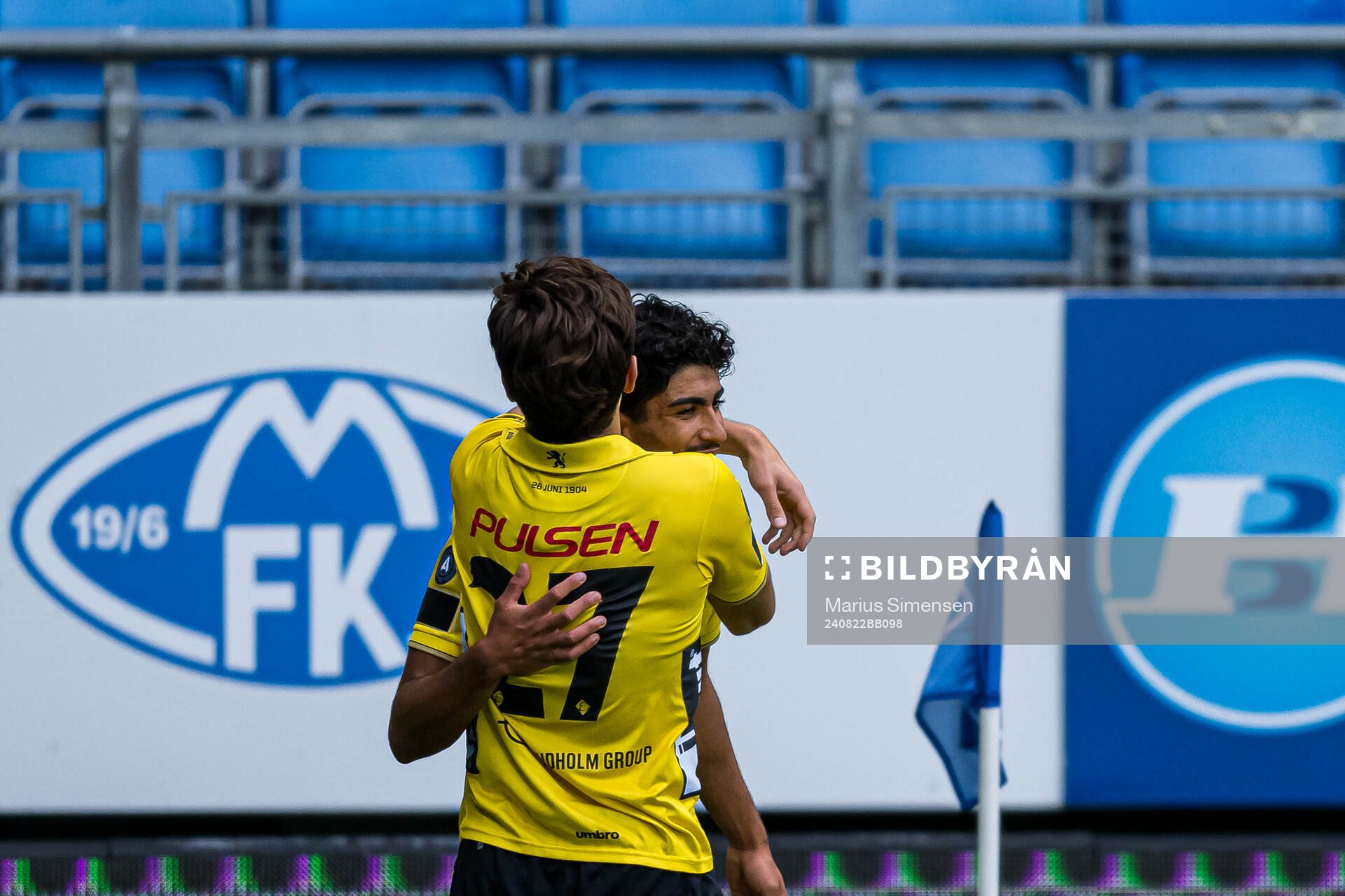 Ahmed Qasem of Elfsborg celebrates