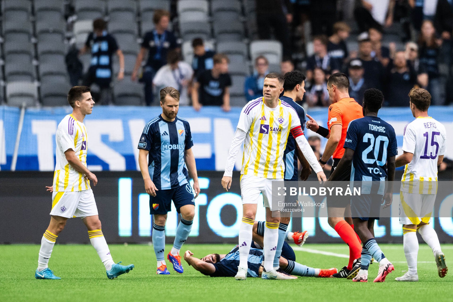 Josip Ilicic of Maribor reacts