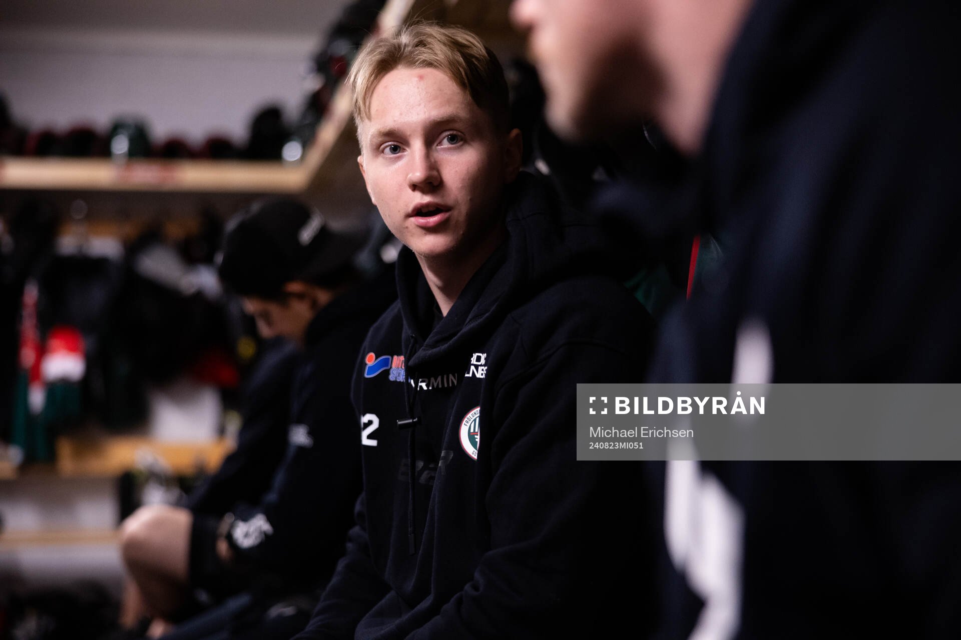 Frölundas Noah Hasa innan ishockeymatchen i Strömstad