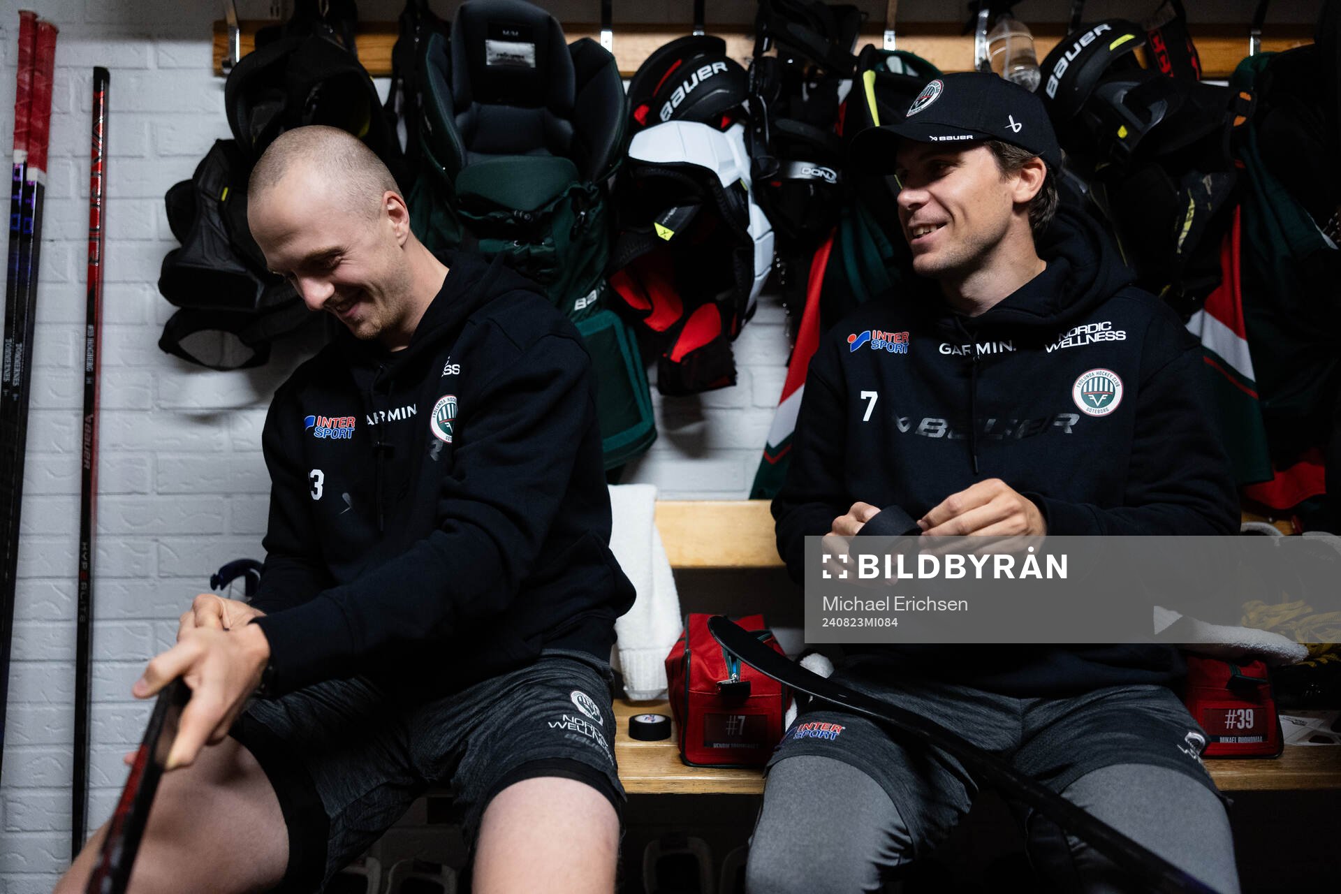 Frölundas Linus Högberg och Henrik Tömmernes innan