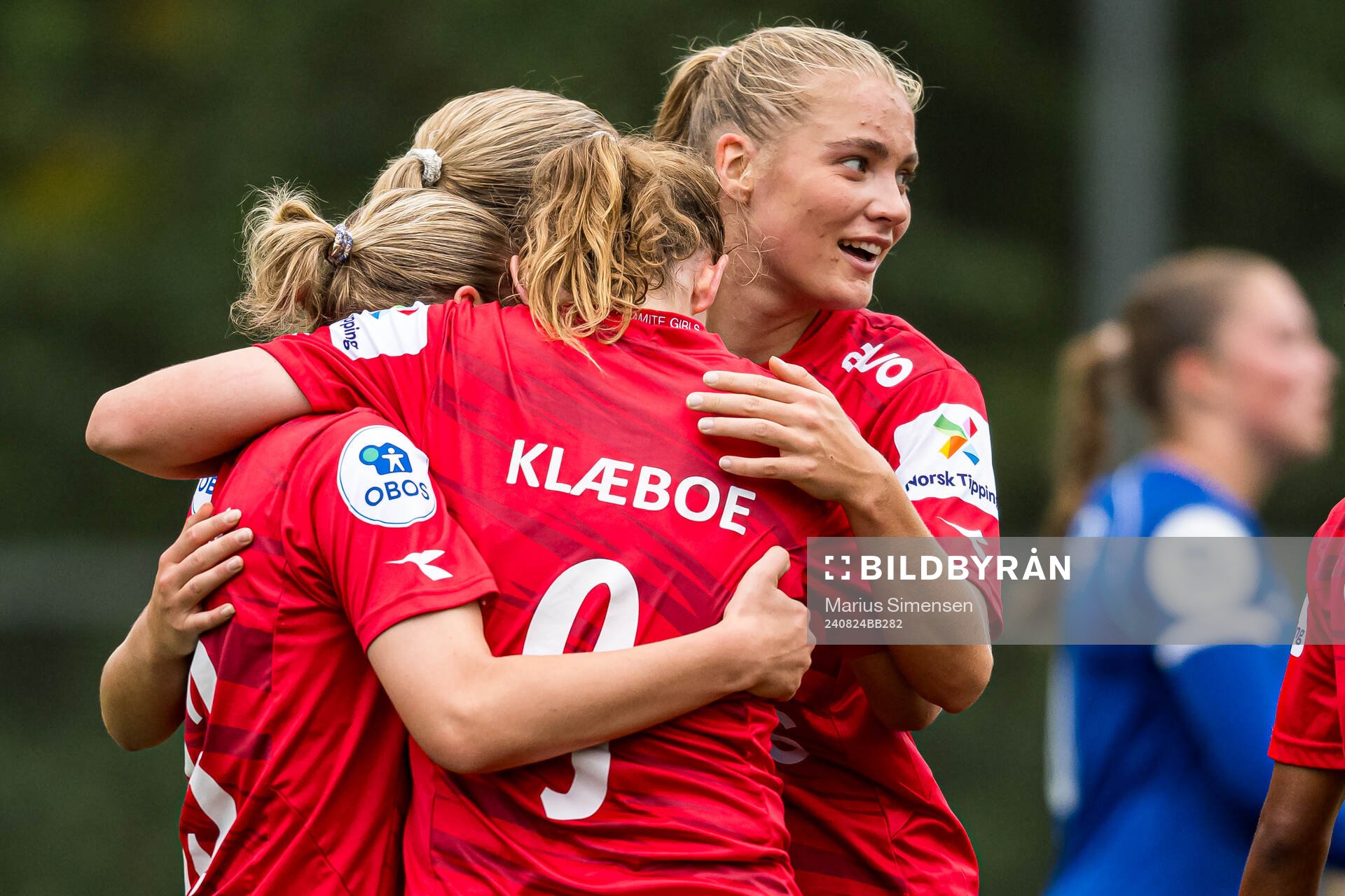 Julie Elise Hoff Klæboe of Røa celebrates