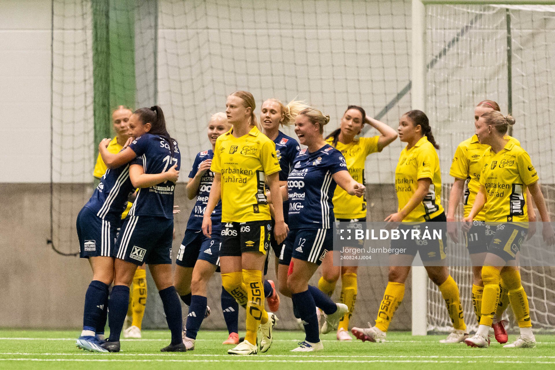 P18s spelare jublar