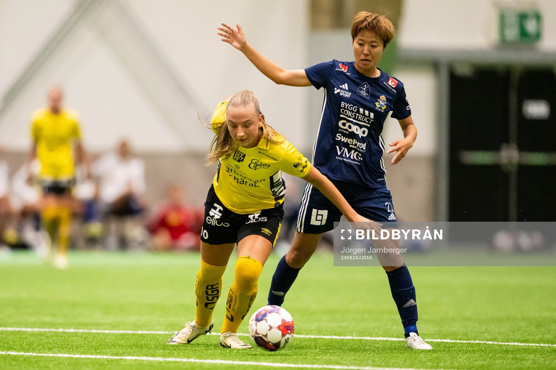 Elfsborgs Stina jensen och P18s Natsumi Taketa
