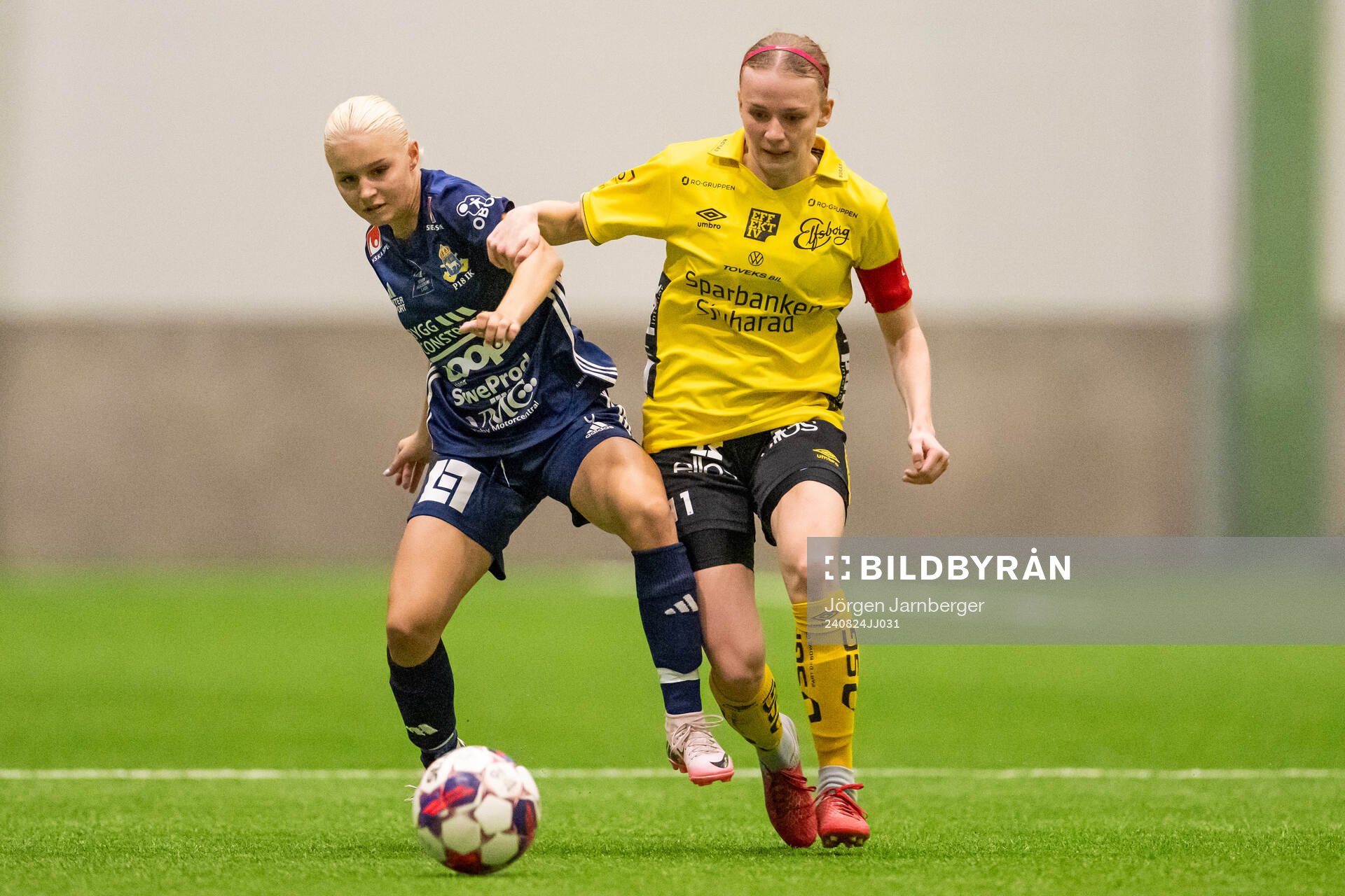 P18s Junie Ström och Elfsborgs Leann Nyström