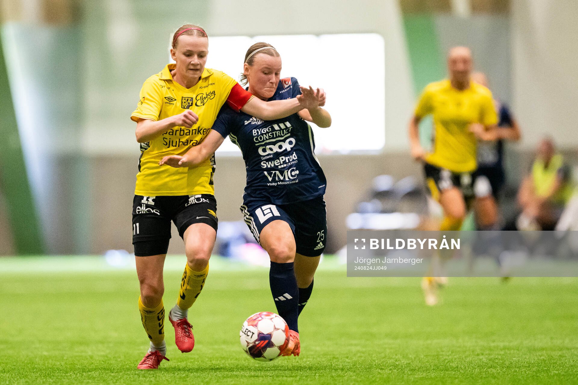 Elfsborgs Leann Nyström och P18s Alice Salomonsson