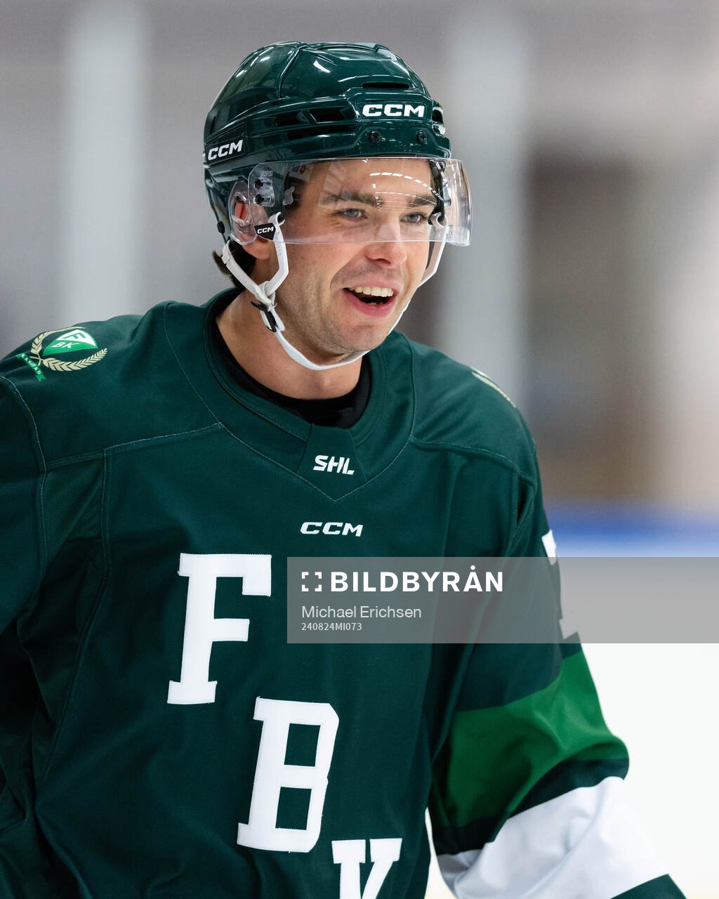 Färjestads Viktor Lodin innan ishockeymatchen i Strömstad