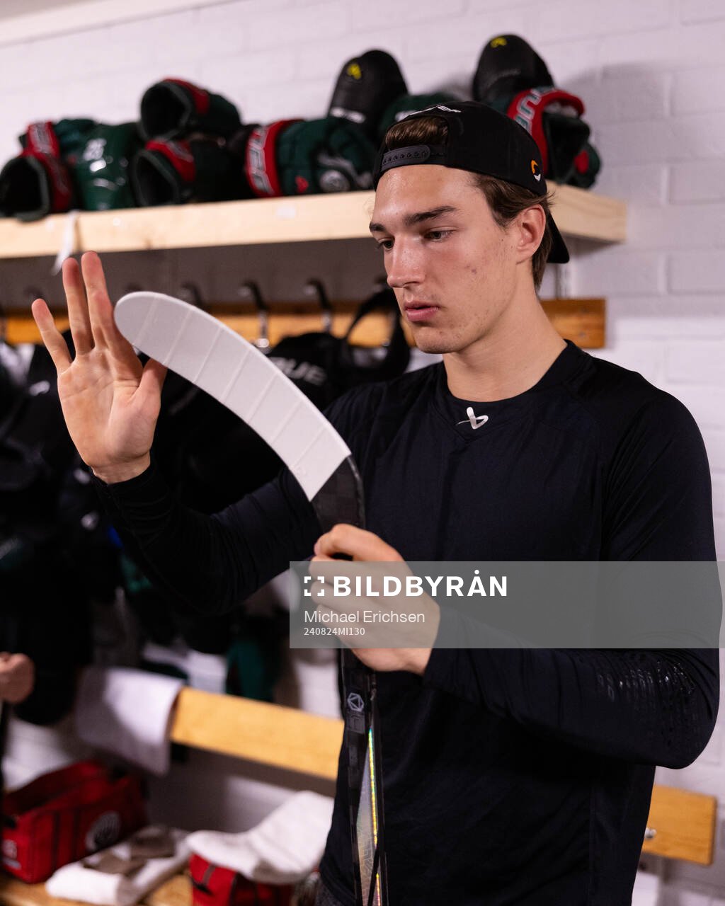 Frölundas David Edstrom innan ishockeymatchen i Strömstad