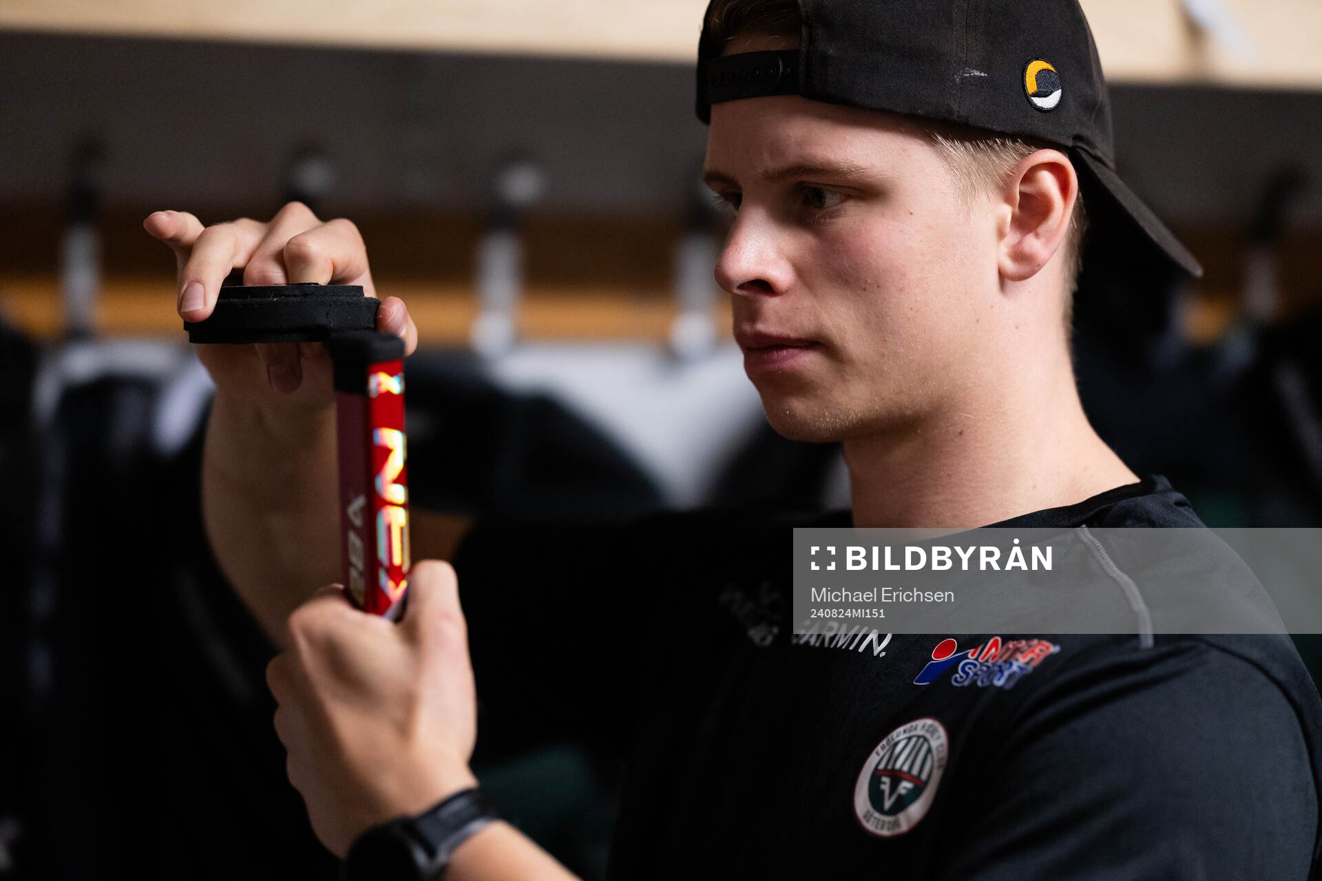 Frölundas Isac Heens innan ishockeymatchen i Strömstad
