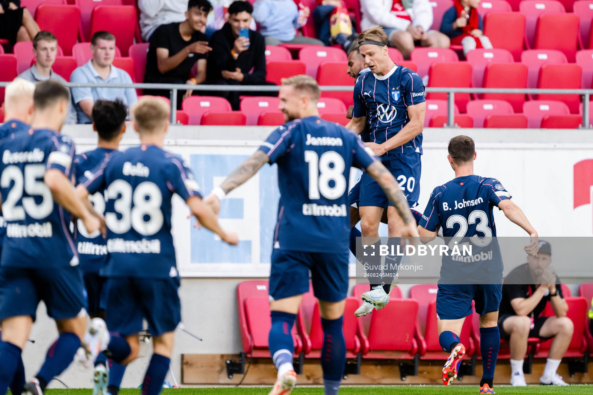 Malmö FFs Isaac Kiese Thelin och Erik Botheim jublar