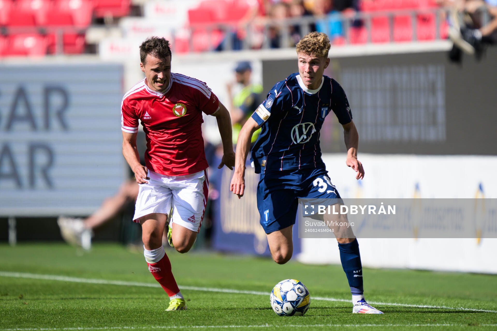 Kalmars Simon Skrabb och Malmö FFs Hugo Bolin