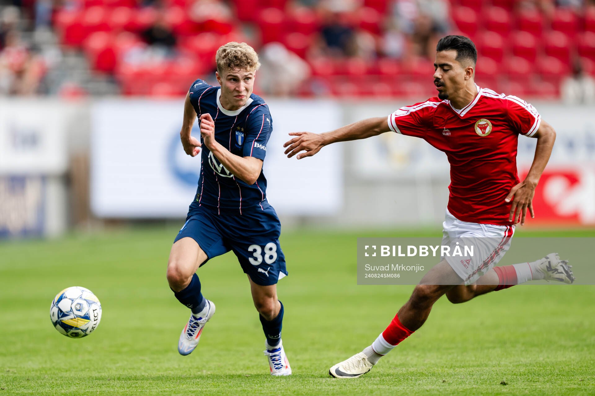 Malmö FFs Hugo Bolin och Kalmars Arash Motaraghebjafarpour