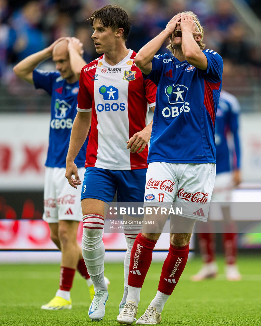 Carl Lange of Vålerenga looks dejected