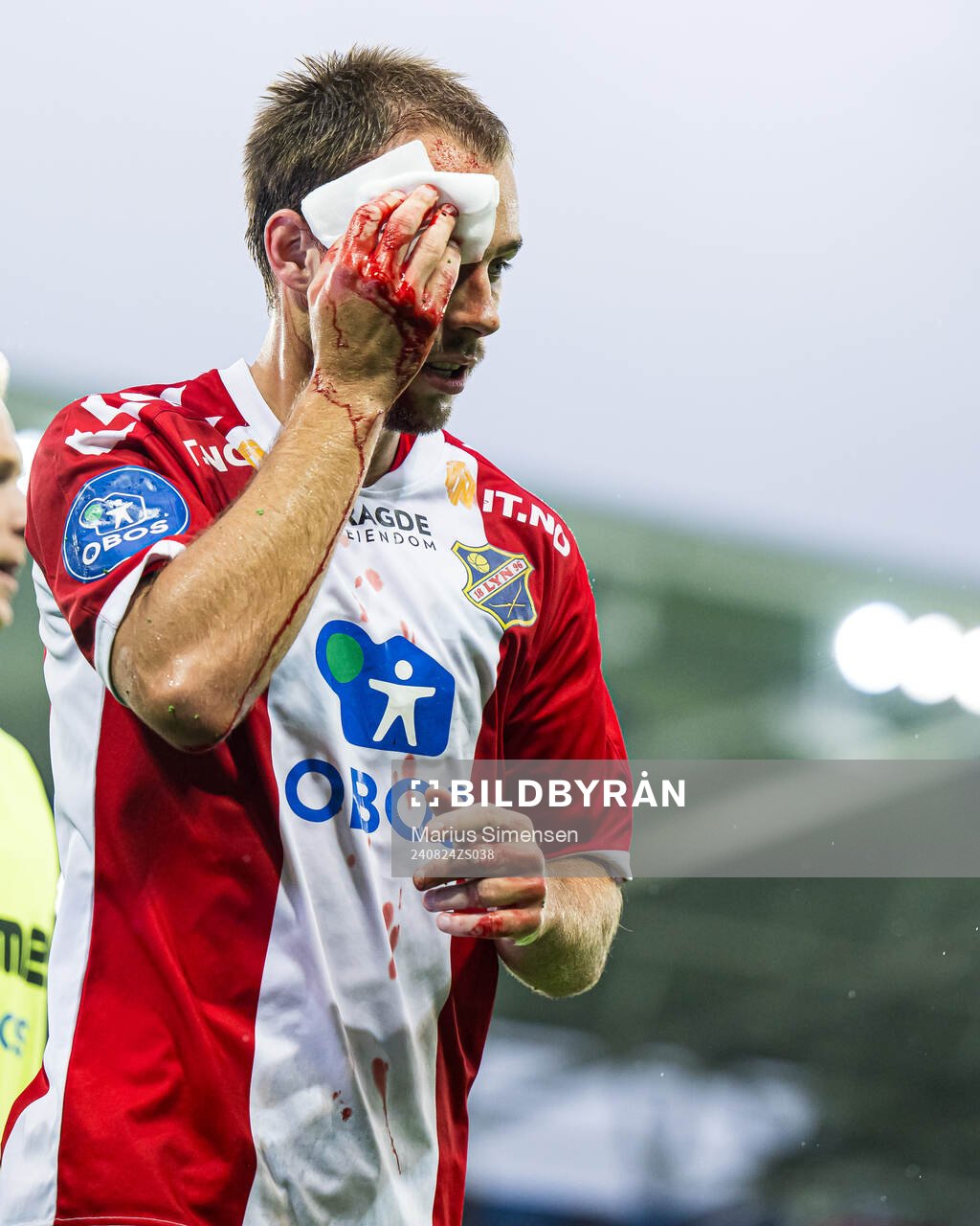 Julius Friberg Skaug of Lyn with an injury