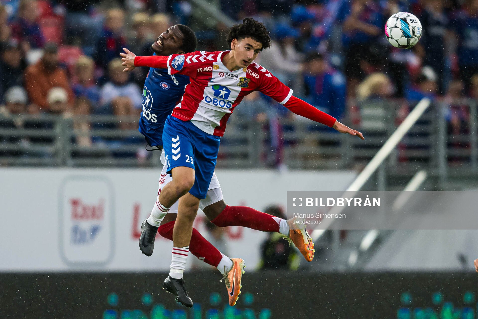 Fidel Brice Ambina of Vålerenga and Salim Laghzaoui of Lyn