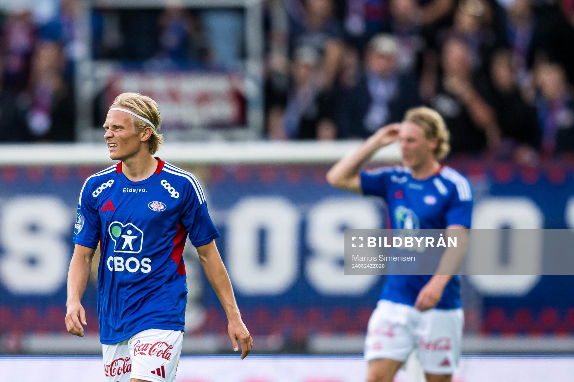 Carl Lange of Vålerenga looks dejected