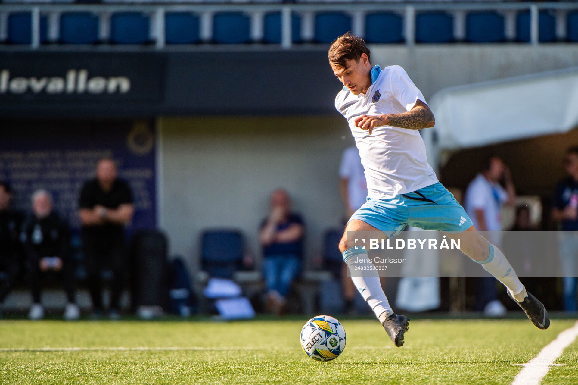 Gefles Adrian Edqvist under fotbollsmatchen i Superettan mellan Gefle och Öster den 25 augusti 2024 i Gävle. 