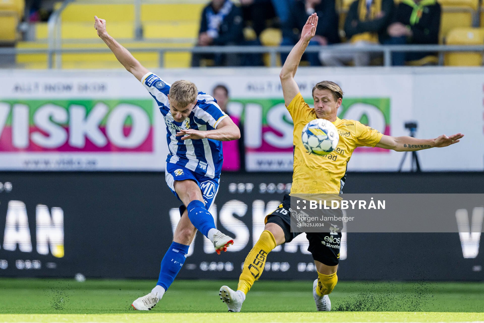 IFK Göteborgs David Kjær Kruse och Elfsborgs Simon Hedlund
