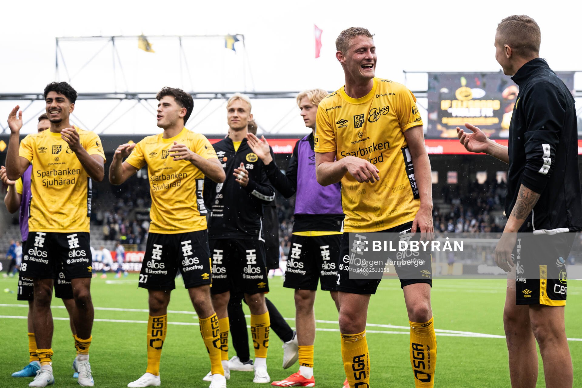 Elfsborgs Emil Holten och Sebastian Holmen jublar
