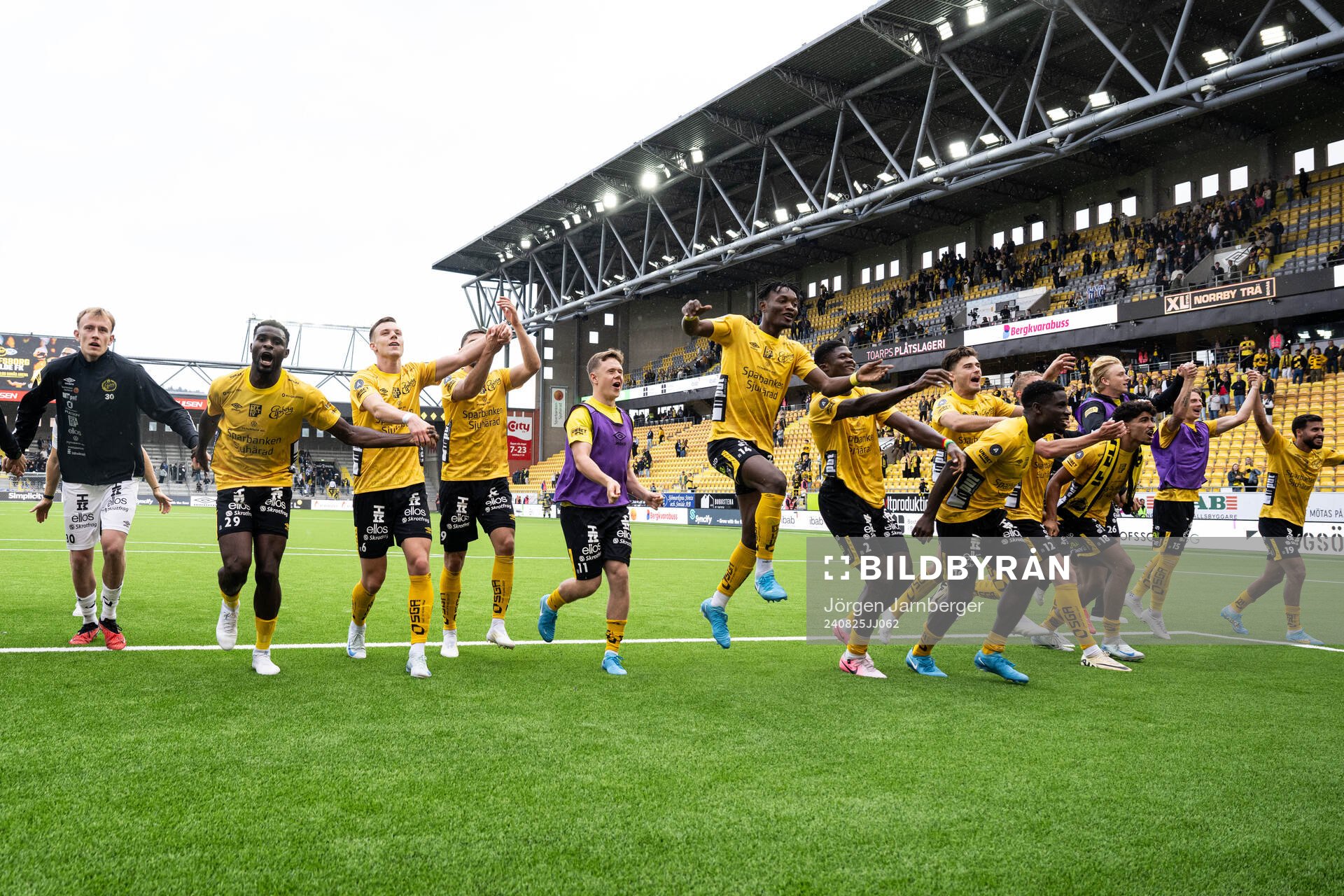 Elfsborgs spelare jublar