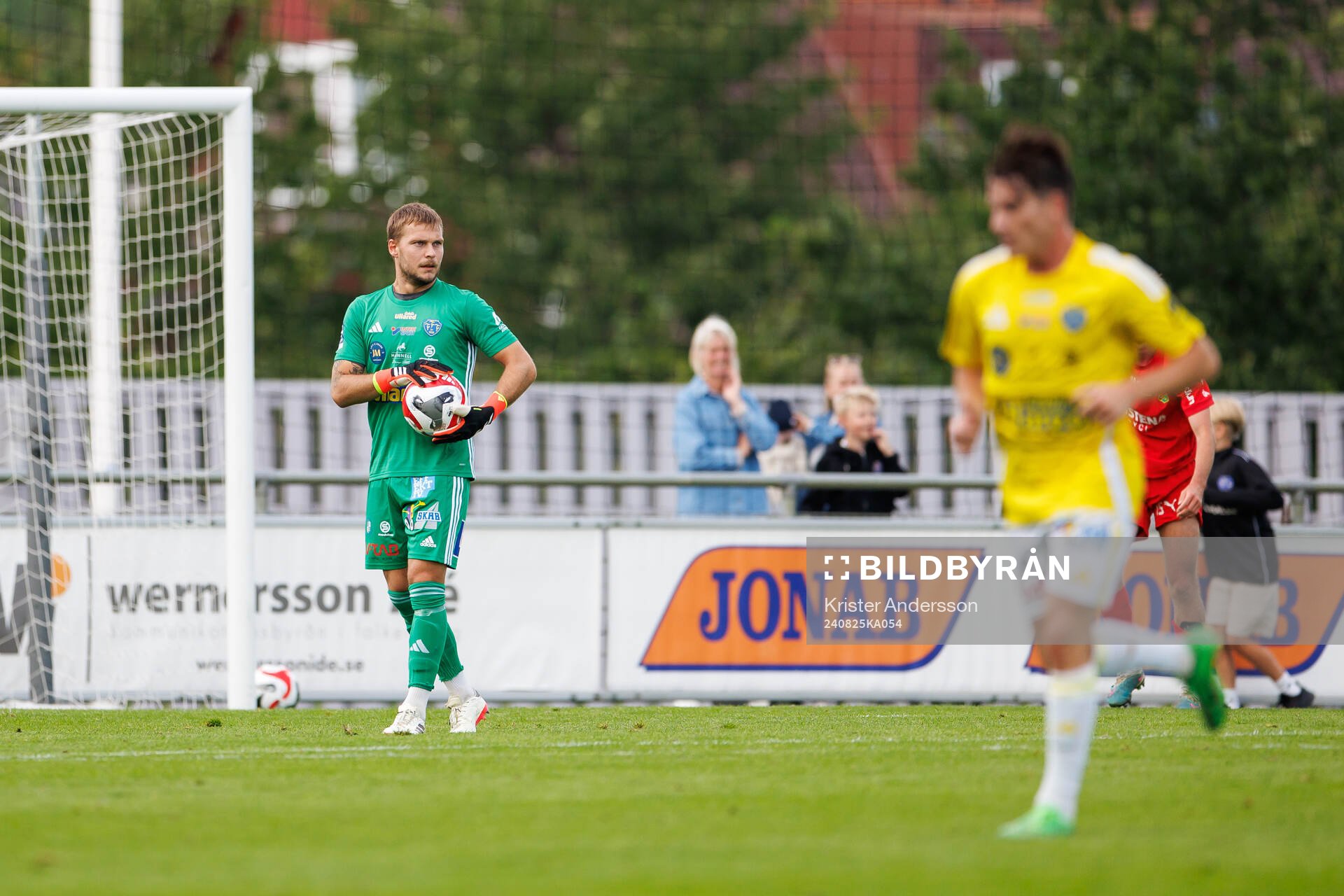Falkenbergs målvakt Anton Andersson