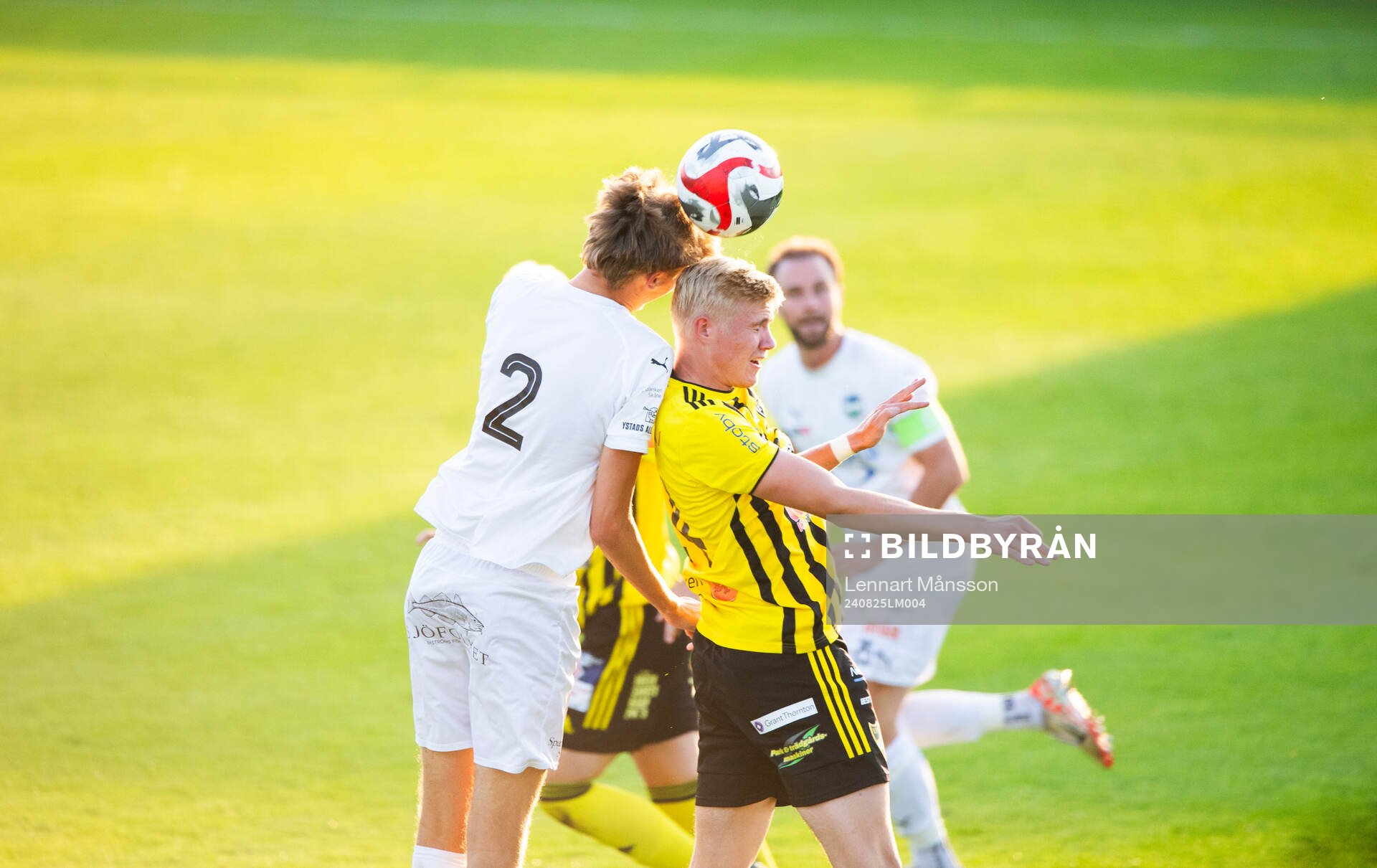 IFK Hässleholms Linus Roslund i matchen i division 2
