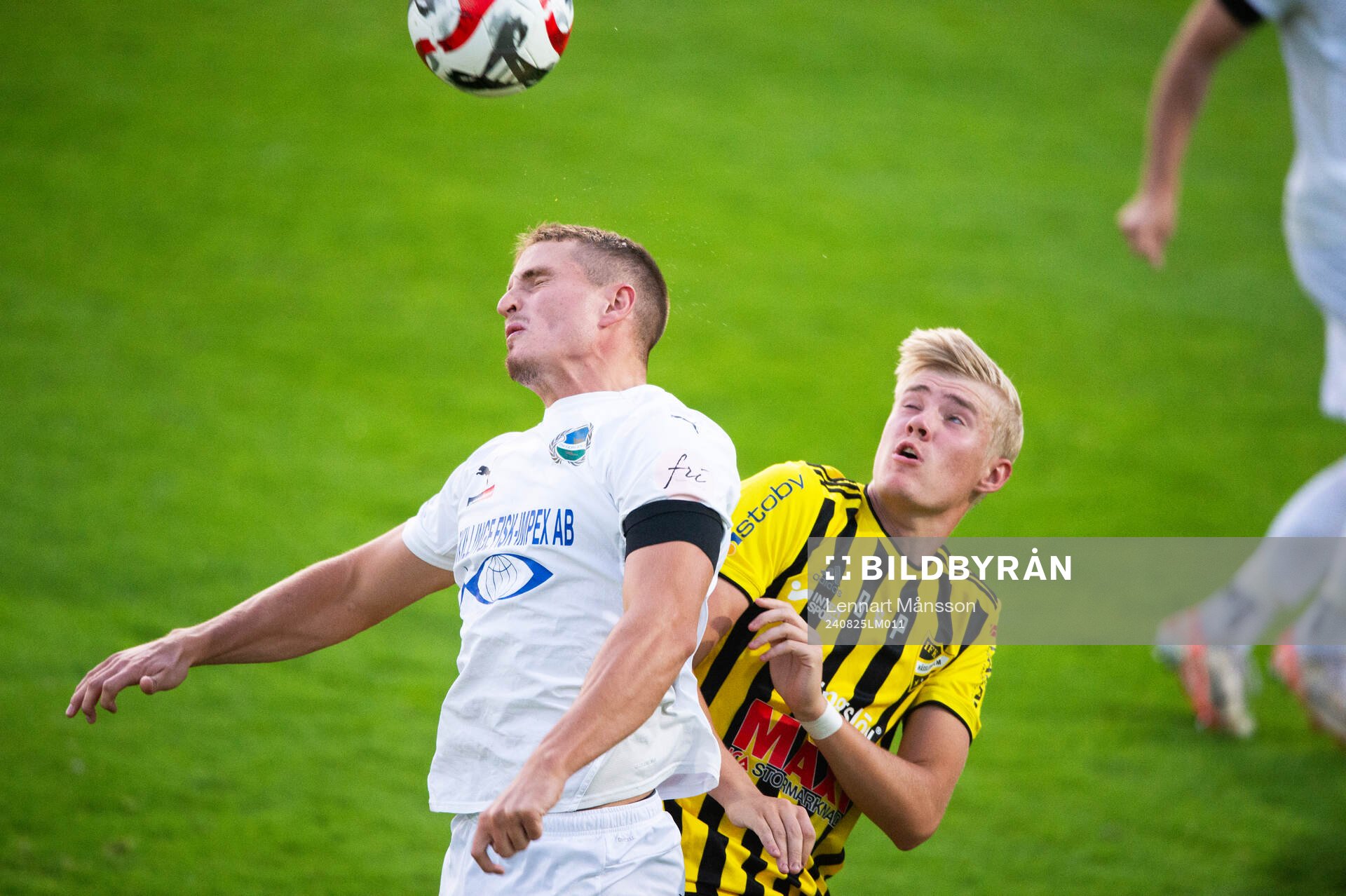 IFK Hässleholms Linus Roslund i matchen i division 2