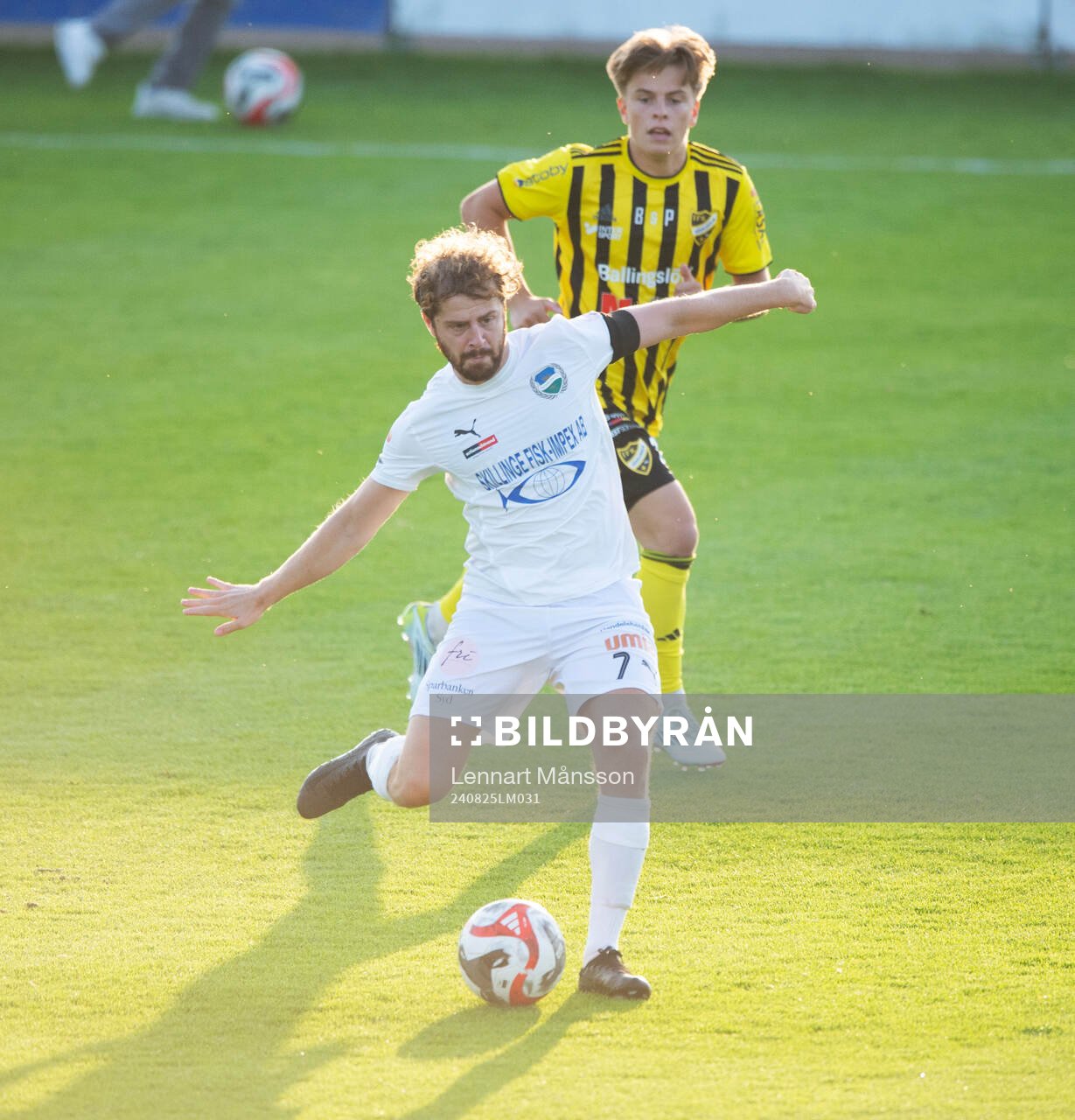 Österlens Rebin Asaad och IFK Hässleholms Jussi Tikkanen