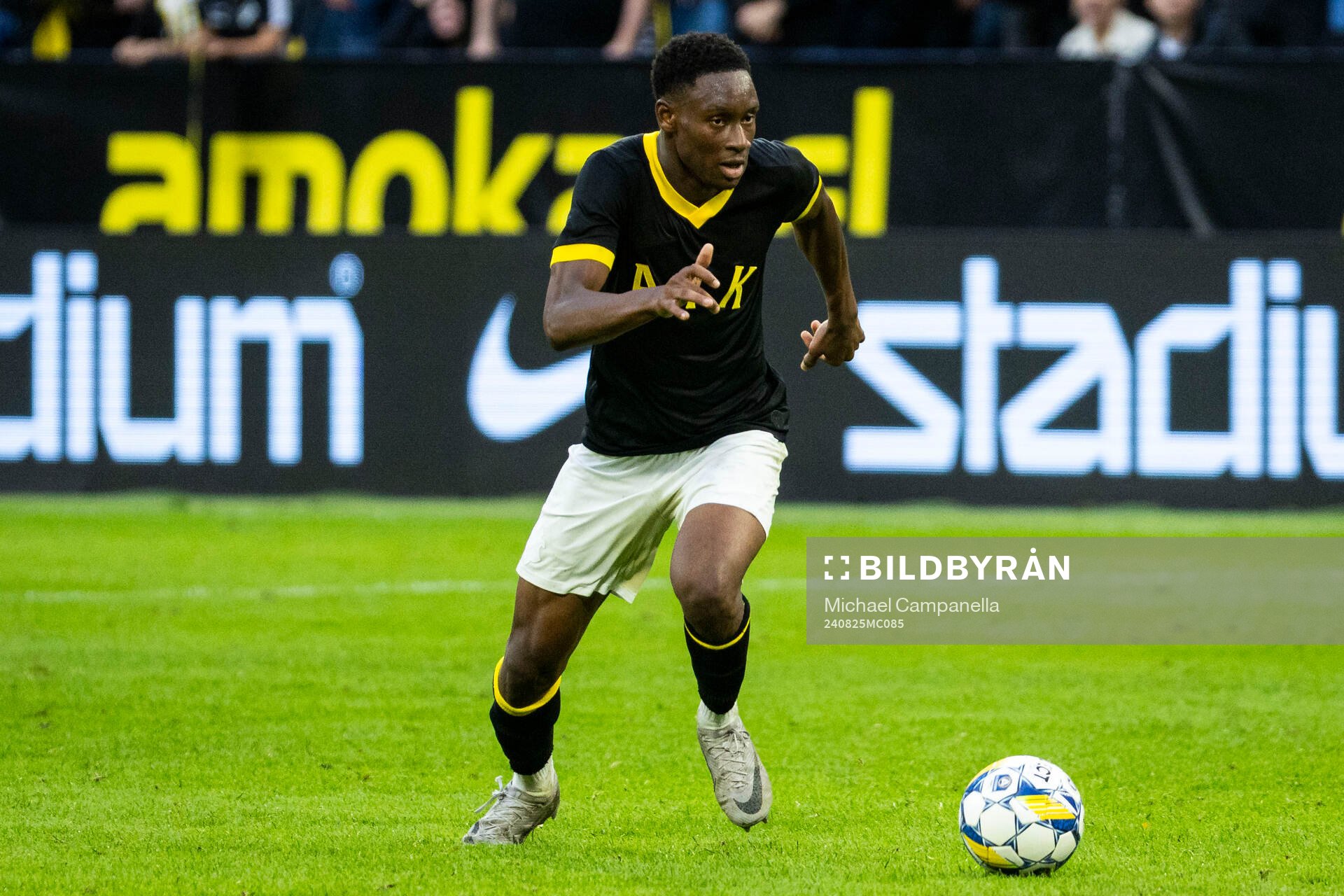 AIKs Mouhamed Lamine Fanne Dabo under fotbollsmatchen i Allsvenskan mellan AIK och Brommapojkarna den 25 augusti 2024 i Stockholm. 