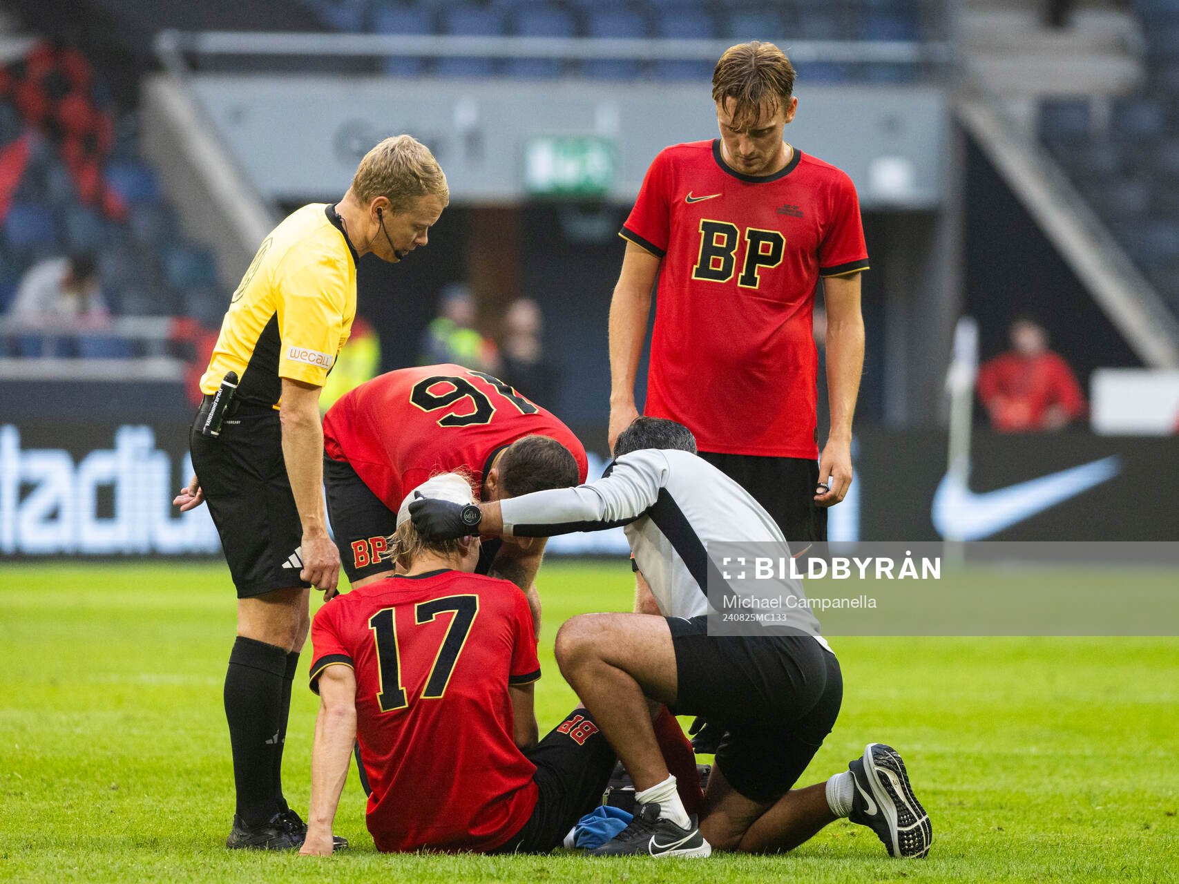 Brommapojkarnas Alexander Jensen skadat