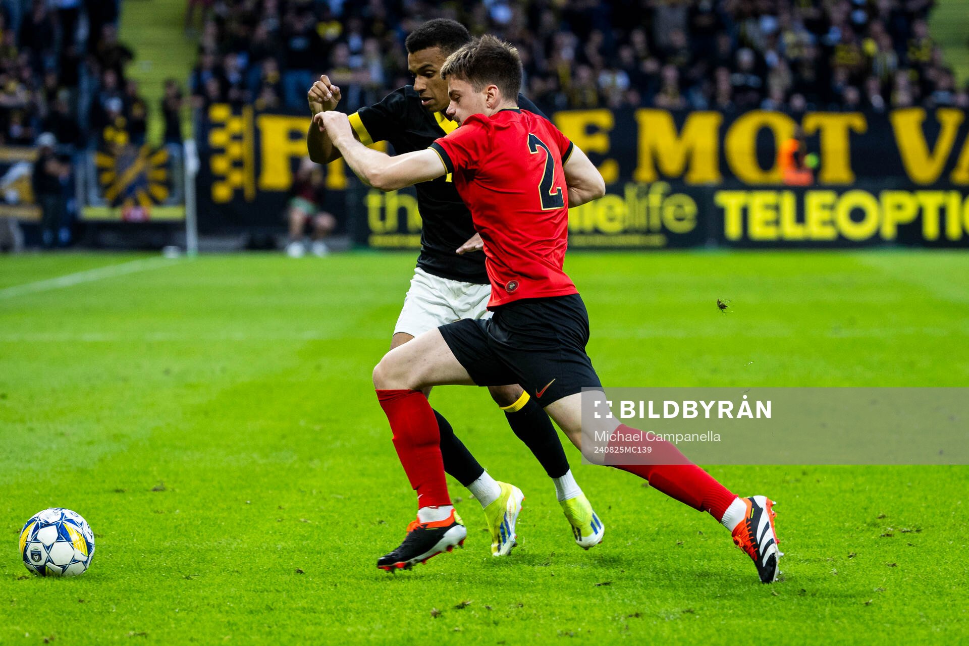 Brommapojkarnas Hlynur Freyr Karlsson och AIKs Rui Manuel