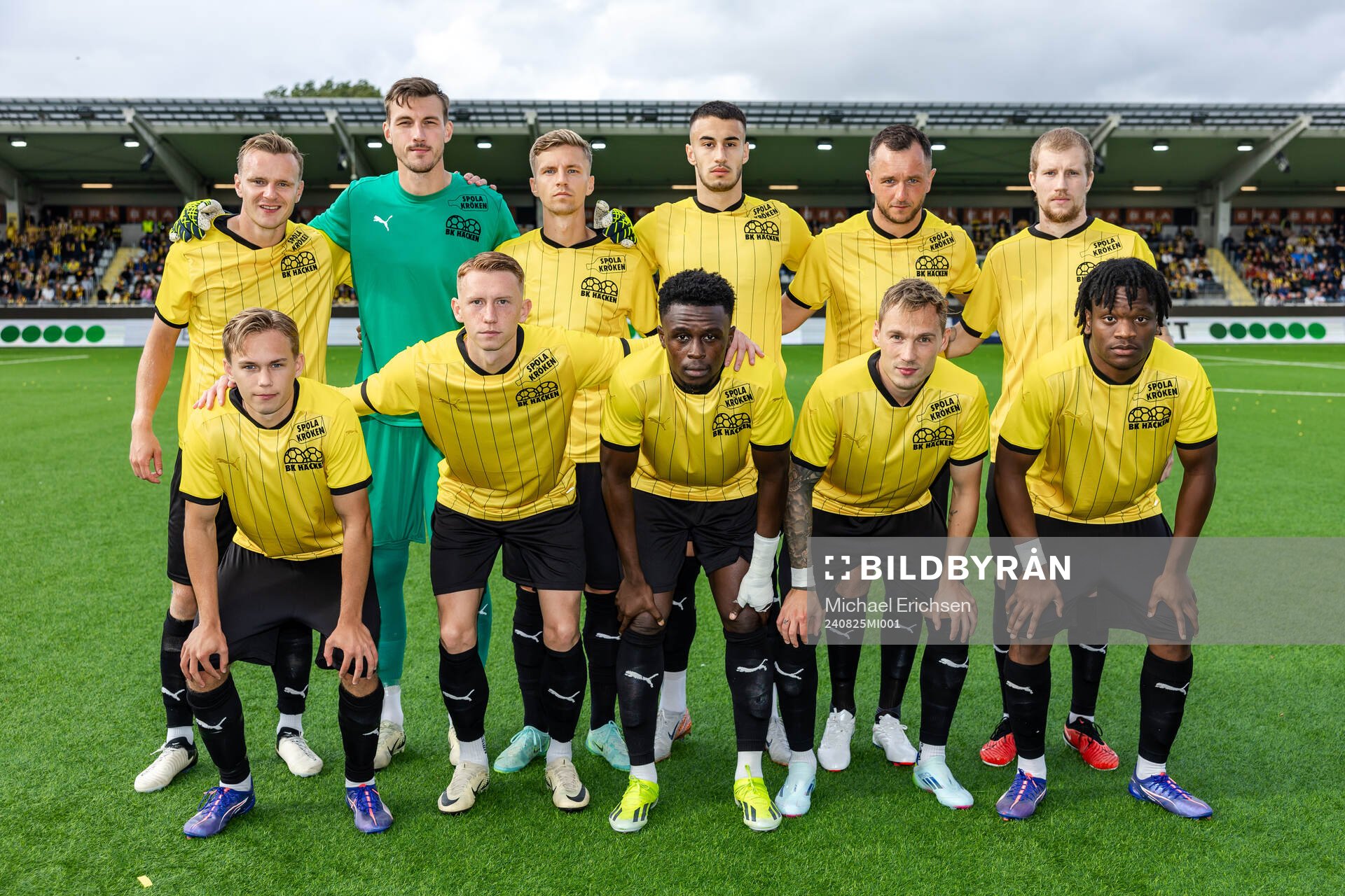 Häckens startelva uppe fr.v. Marius Lode, målvakt Andreas