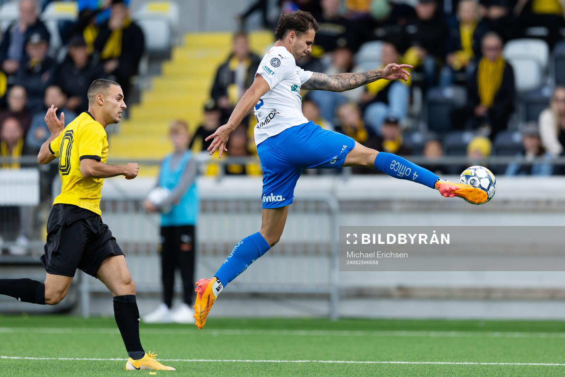 Häckens Ali Youssef och Värnamos Michael Steinwender
